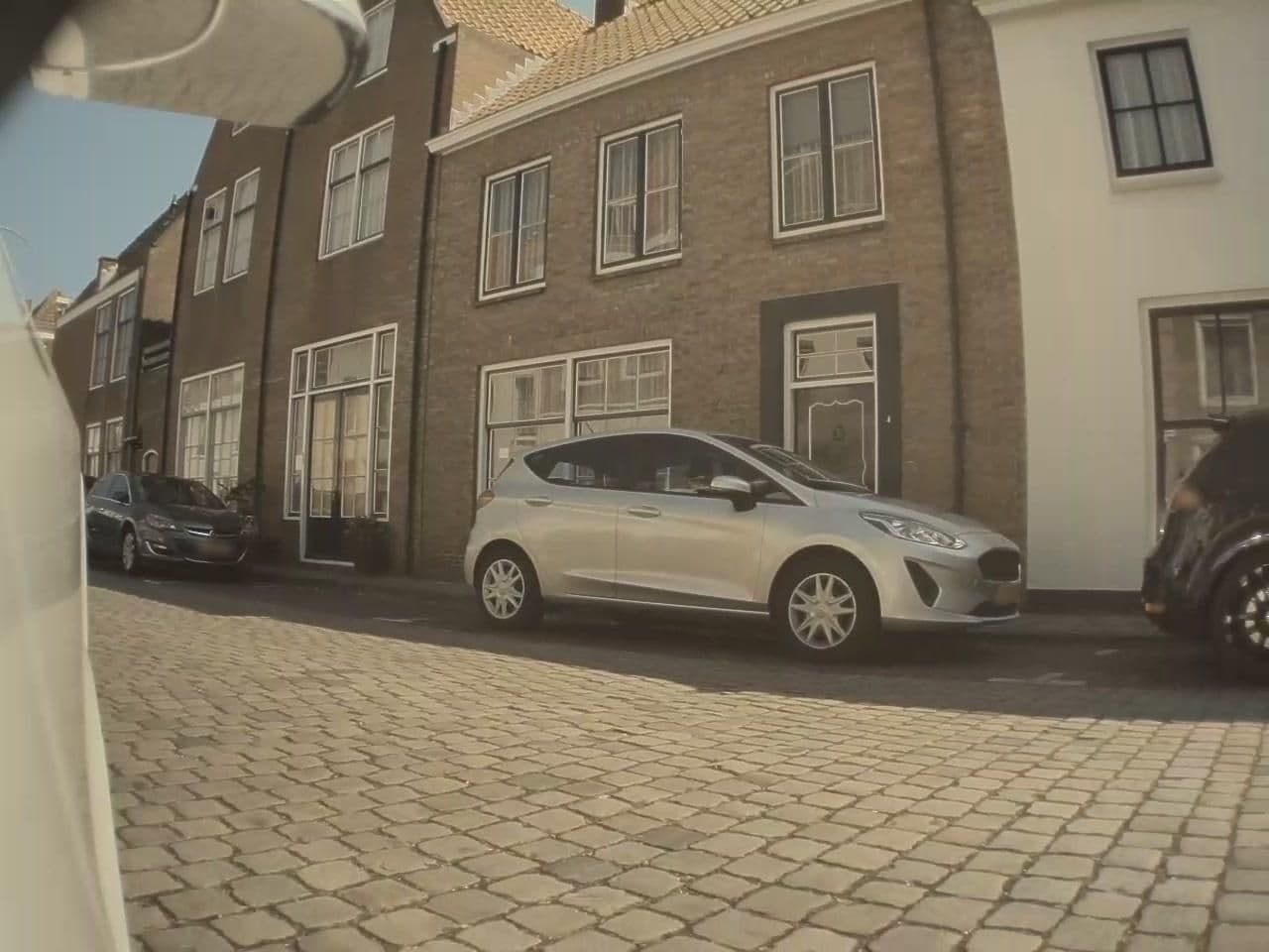 Street view near De Slapende Leeuw, Middelburg — © tumblecow (CC BY-SA · Mapillary)