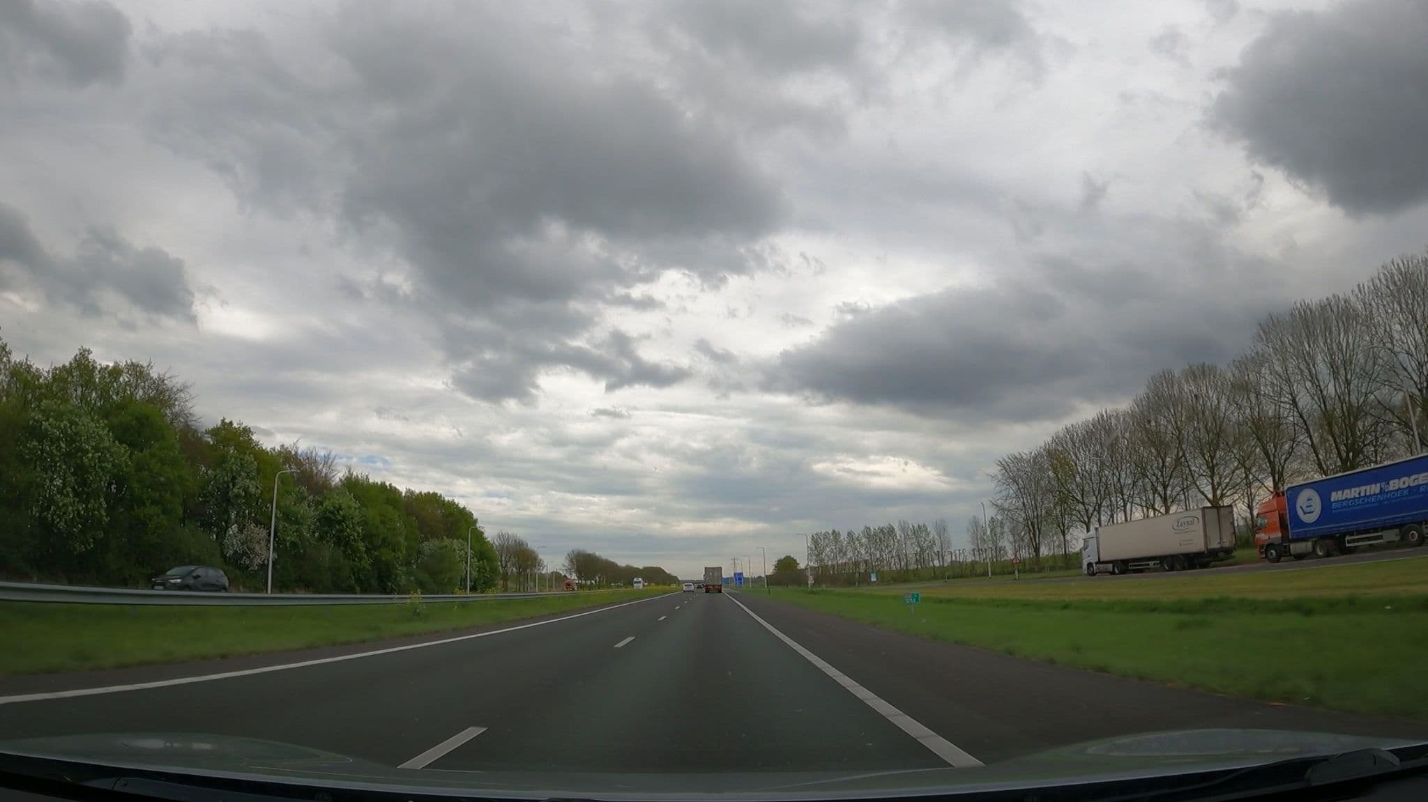 Street view near Hotel Actros, Woensdrecht — © thewizard (CC BY-SA · Mapillary)
