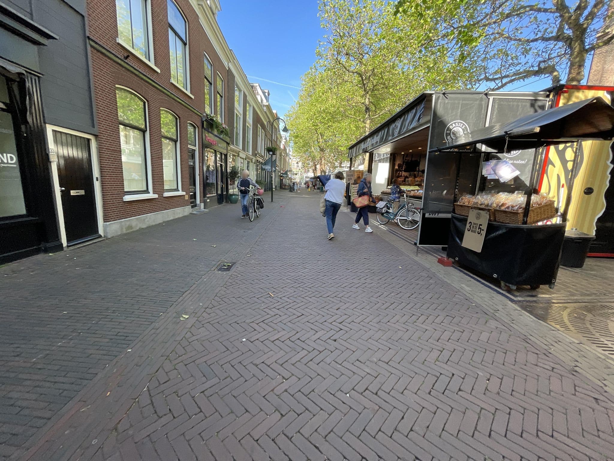 Street view near Ladelft apartments, Delft — © filipb (CC BY-SA · Mapillary)