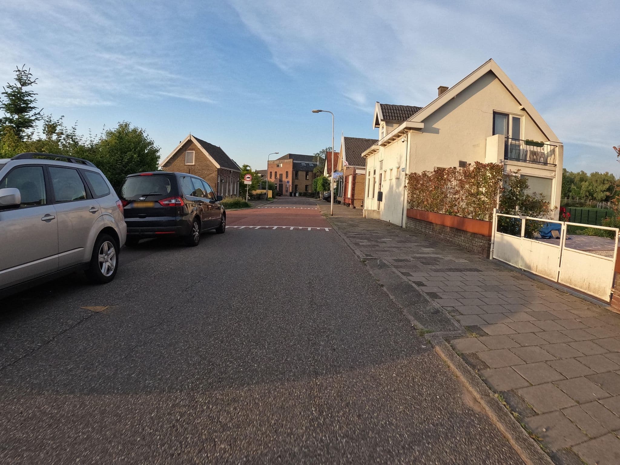 Street view near bed & breakfast het klippennest, Slikkerveer — © redboll (CC BY-SA · Mapillary)