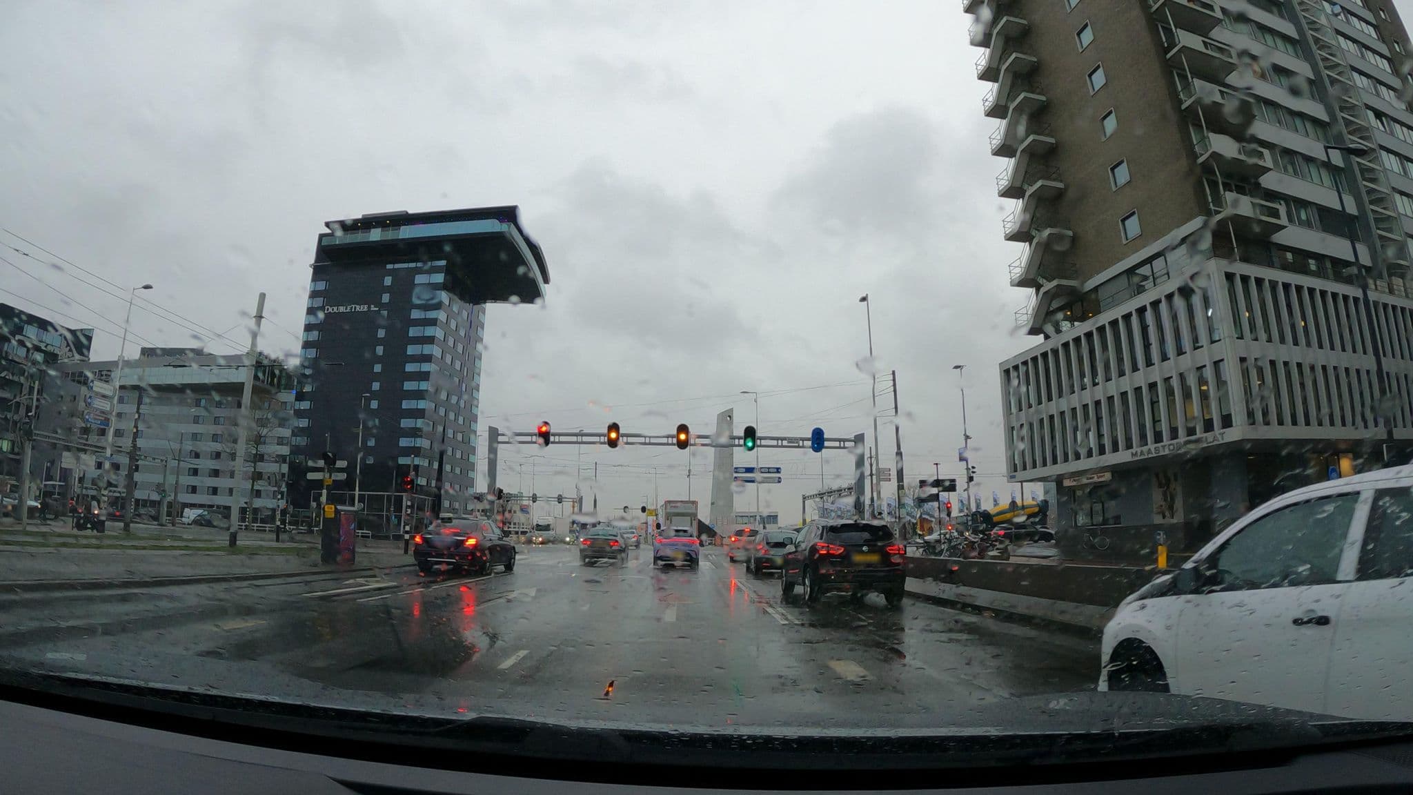 Street view near Hotel Apartments Twenty Seven, Rotterdam — © thewizard (CC BY-SA · Mapillary)