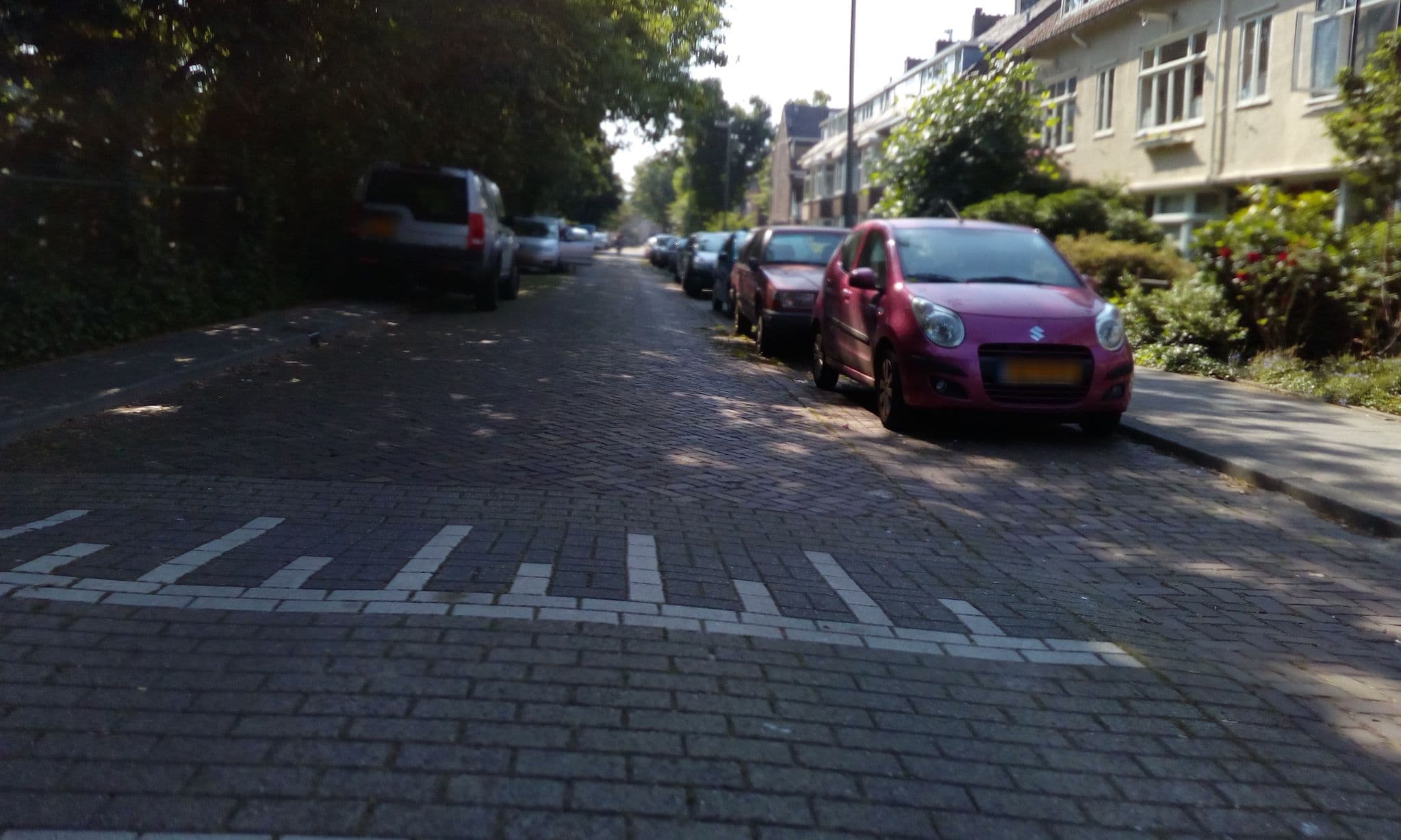 Street view near Quintessence-BeautySleep, Schiebroek — © micmin1972 (CC BY-SA · Mapillary)