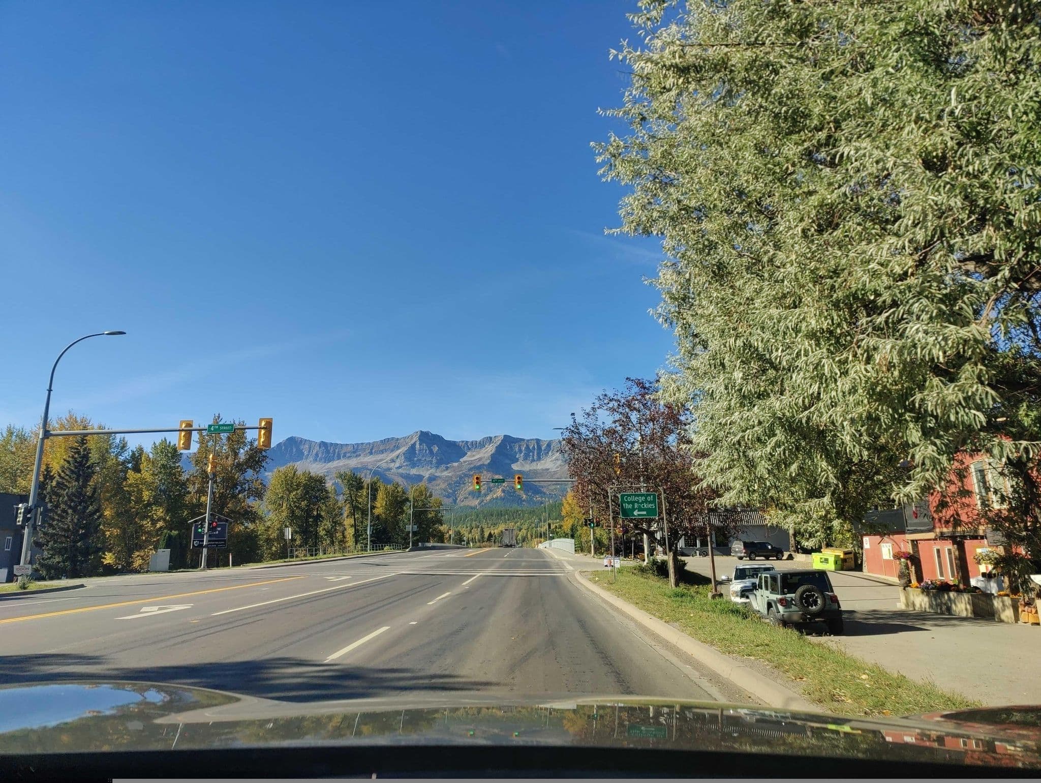 Street view near Canadas Best Value Inn and Suites Fernie, Fernie — © elphix (CC BY-SA · Mapillary)