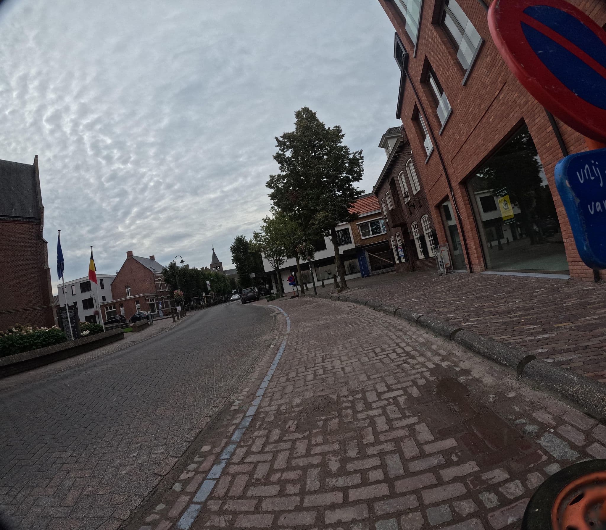 Street view near Brownies & Downies, Baarle-Nassau — © filipc (CC BY-SA · Mapillary)