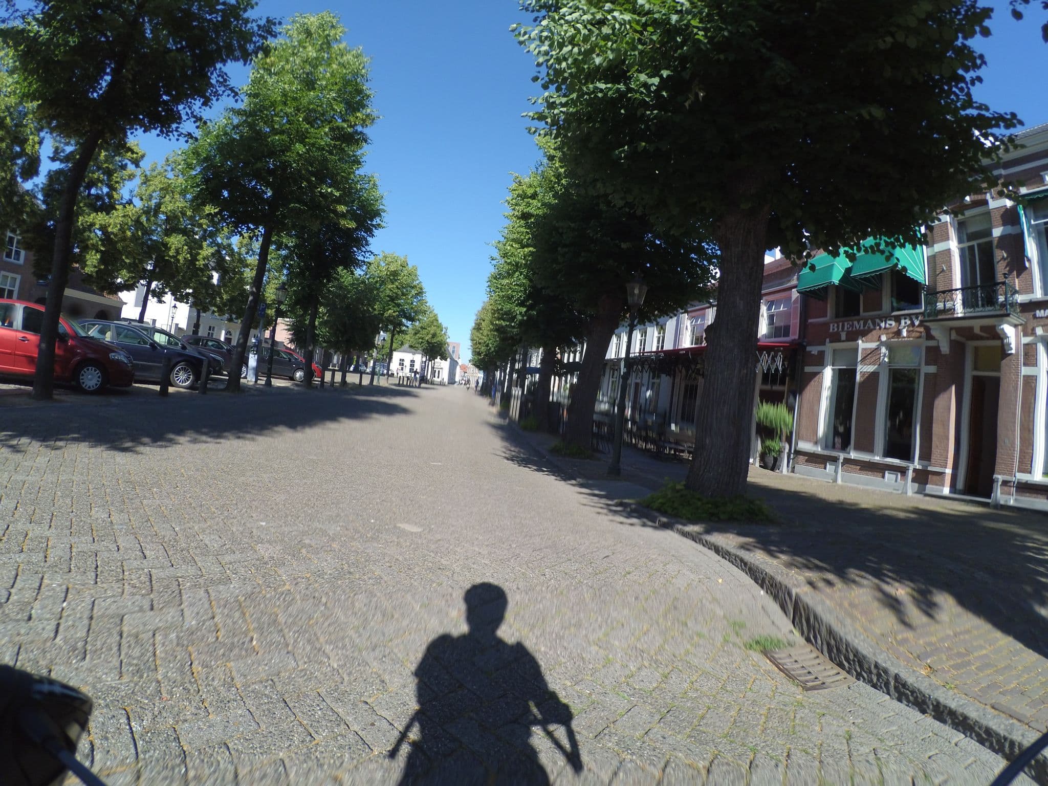 Street view near Heuvel Suites, Oosterhout — © peewee32 (CC BY-SA · Mapillary)