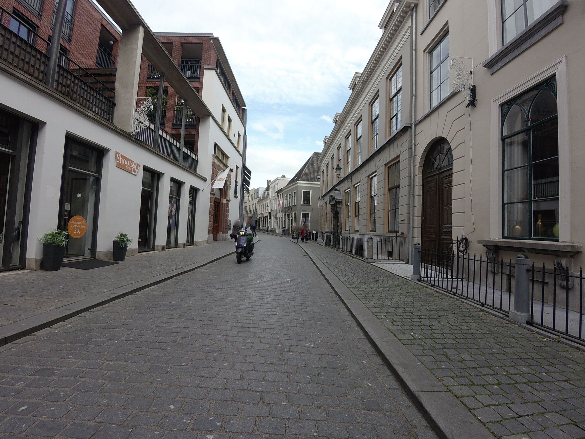 Street view near Hotel Nassau, Breda — © ankeric (CC BY-SA · Mapillary)