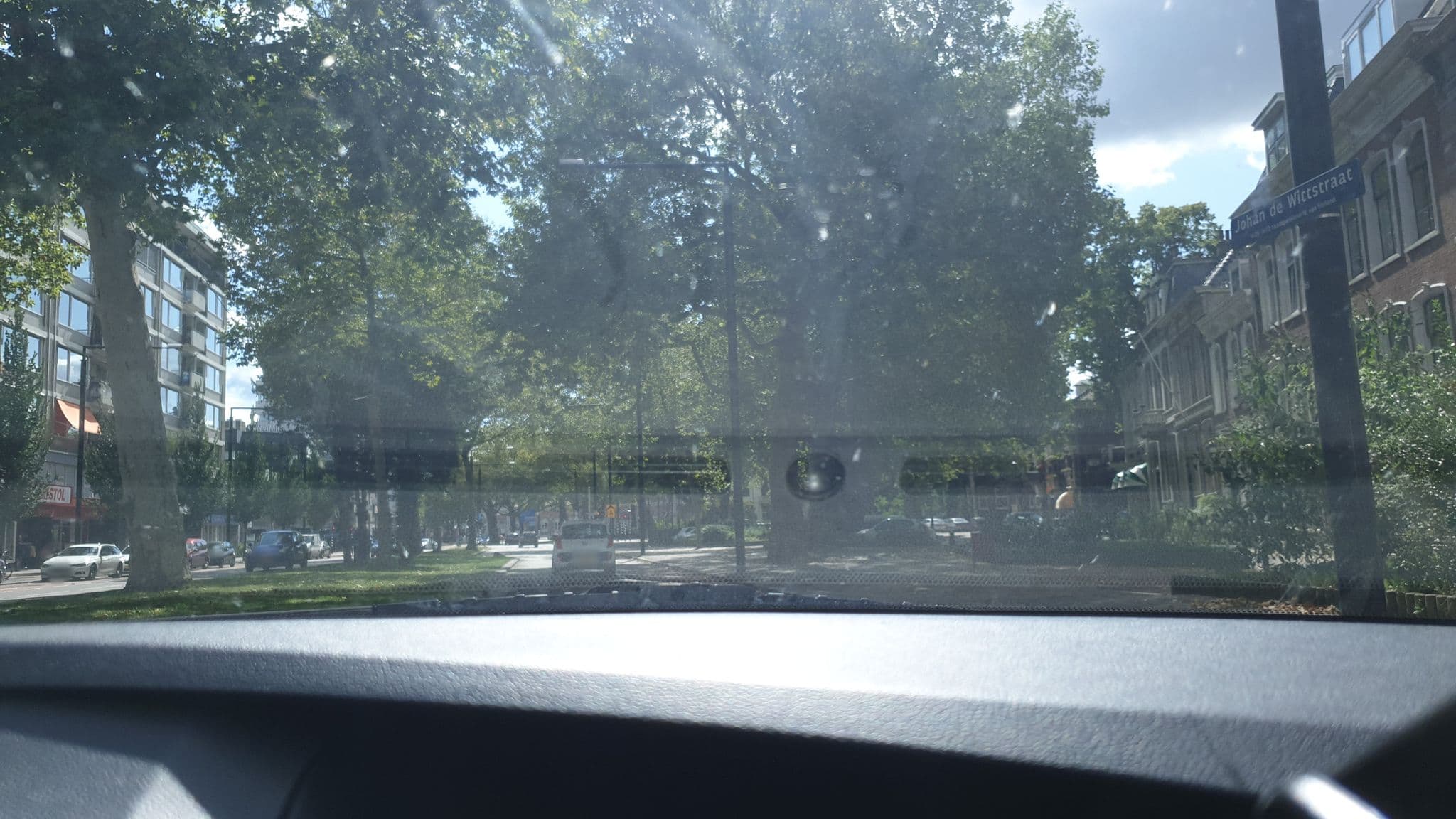 Street view near Innercity Hotel, Dordrecht — © esmerboy (CC BY-SA · Mapillary)