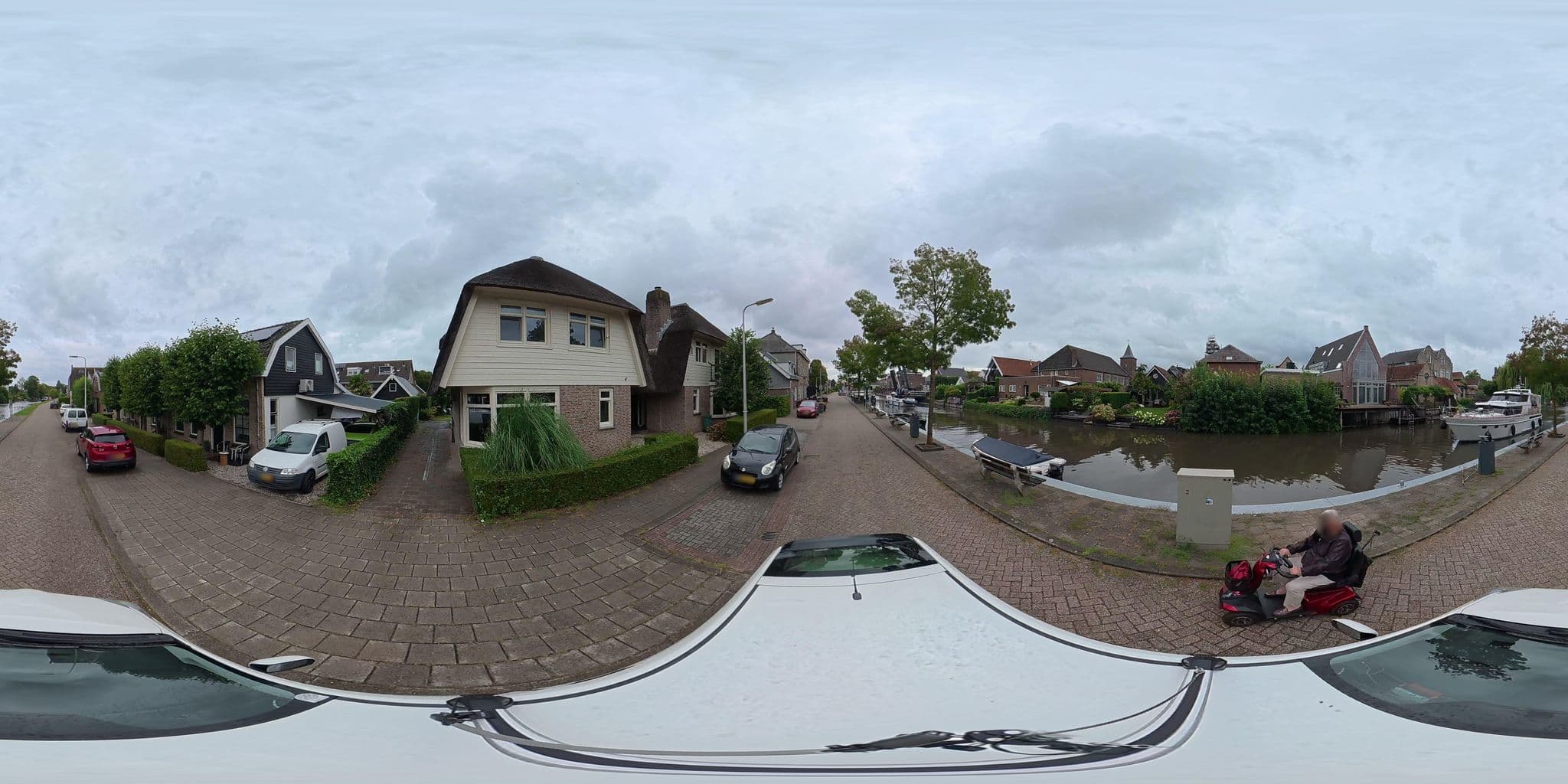 Street view near Hotel Over De Burg, Haastrecht — © osmplus_org (CC BY-SA · Mapillary)