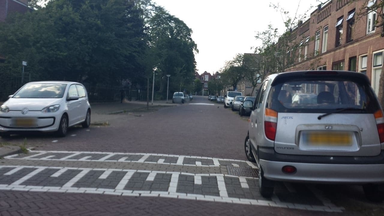 Street view near Oase van de Vrede Zomerwoningen, Gouda — © arvdk (CC BY-SA · Mapillary)