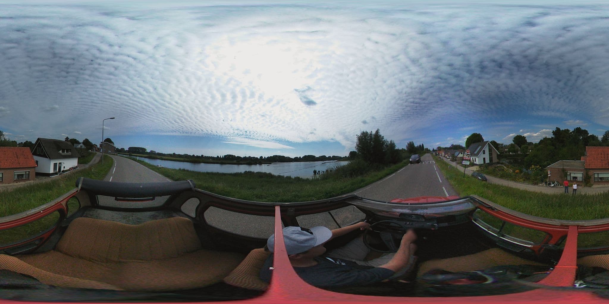 Street view near Cosmopolite Hotel Kedichem, Kedichem — © micmin1972 (CC BY-SA · Mapillary)