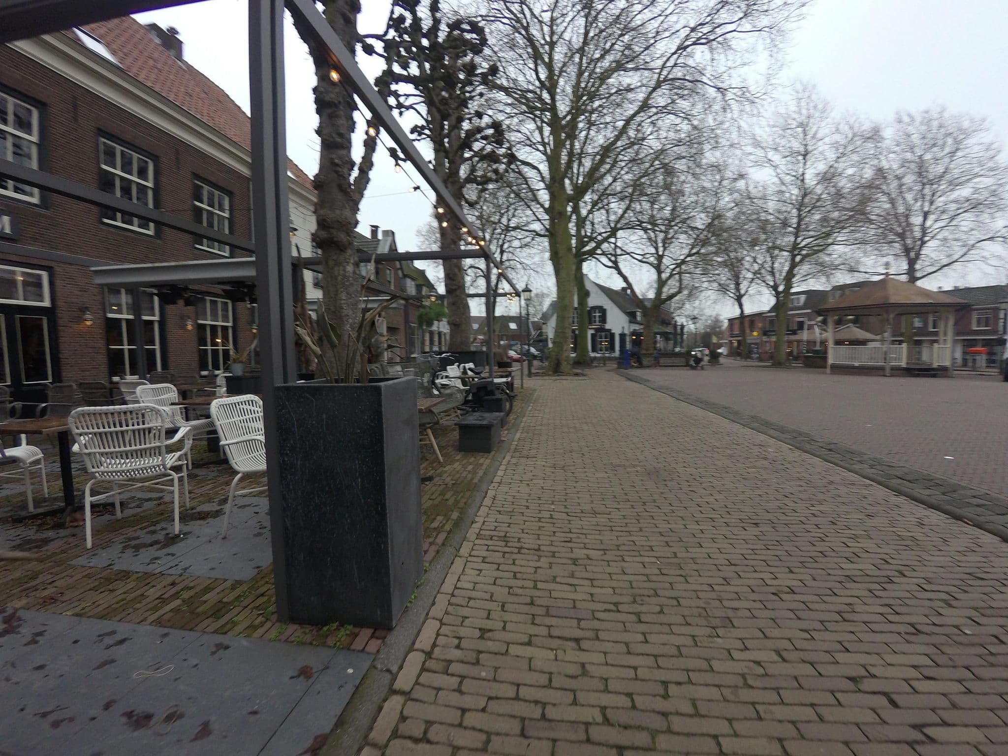 Street view near Hotel Restaurant De Roskam, Houten — © ankeric (CC BY-SA · Mapillary)