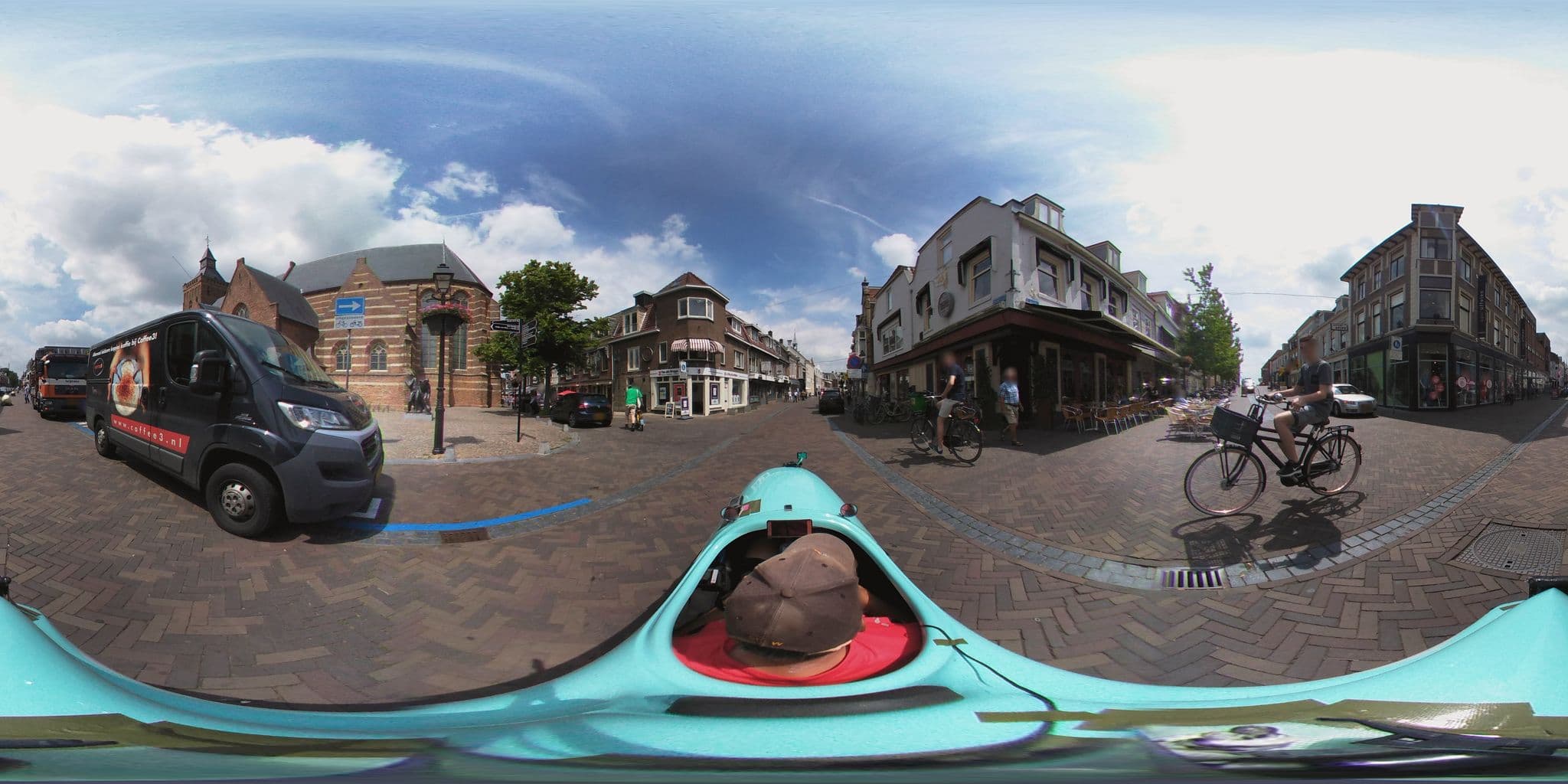 Street view near IJssalon & Cafetaria La Fontana V.O.F., Leerdam — © peewee32 (CC BY-SA · Mapillary)
