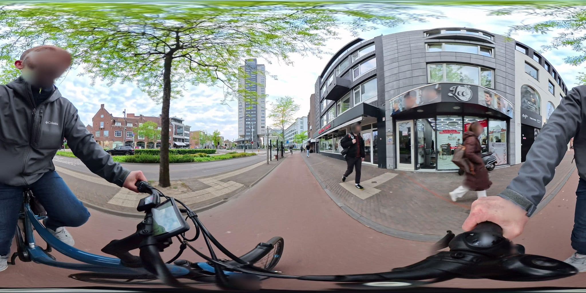 Street view near Zwaan, Eindhoven — © algirdasc (CC BY-SA · Mapillary)