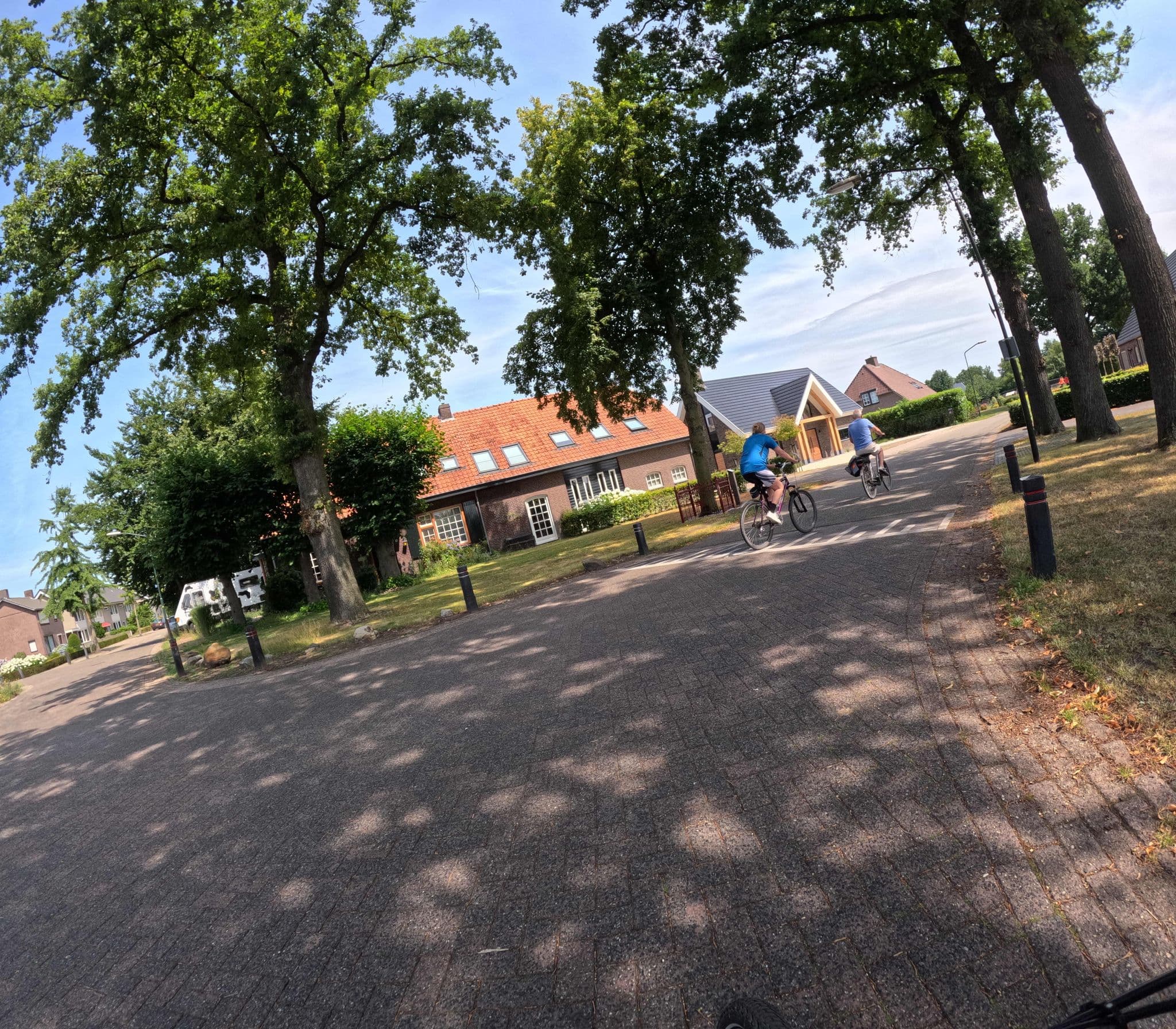 Street view near Bed & Breakfast Bij Bijnen, Soerendonk — © madel (CC BY-SA · Mapillary)