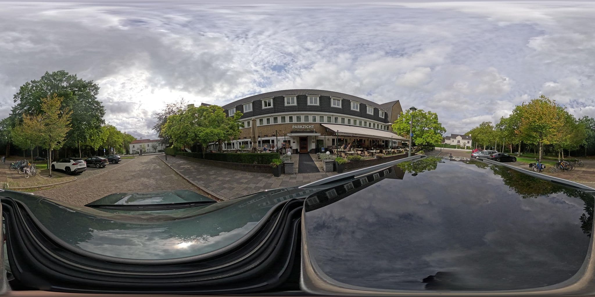 Street view near Hampshire Hotel - Parkzicht Eindhoven, Eindhoven — © toho (CC BY-SA · Mapillary)