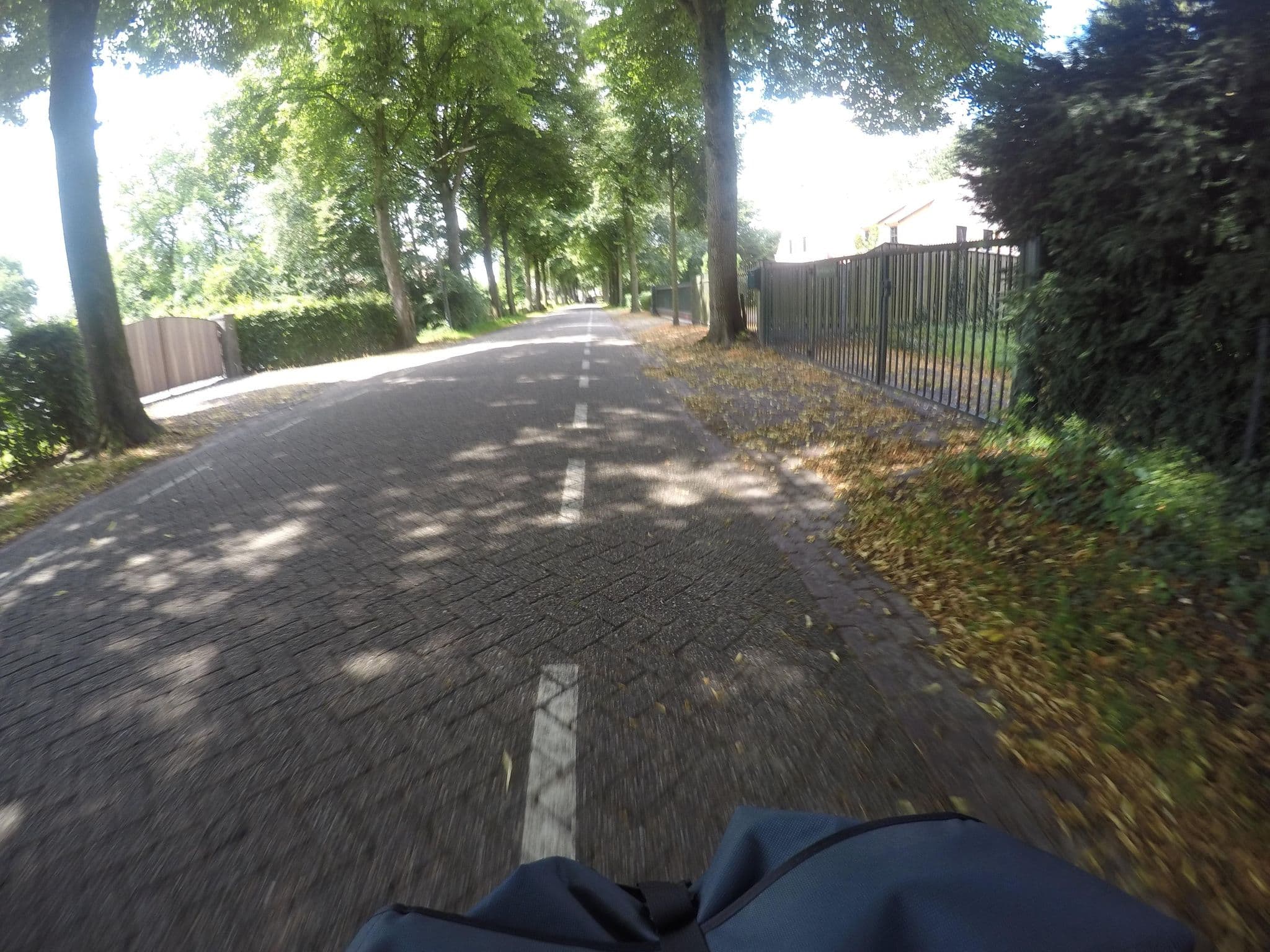 Street view near Karakter, Den Dungen — © mfa (CC BY-SA · Mapillary)
