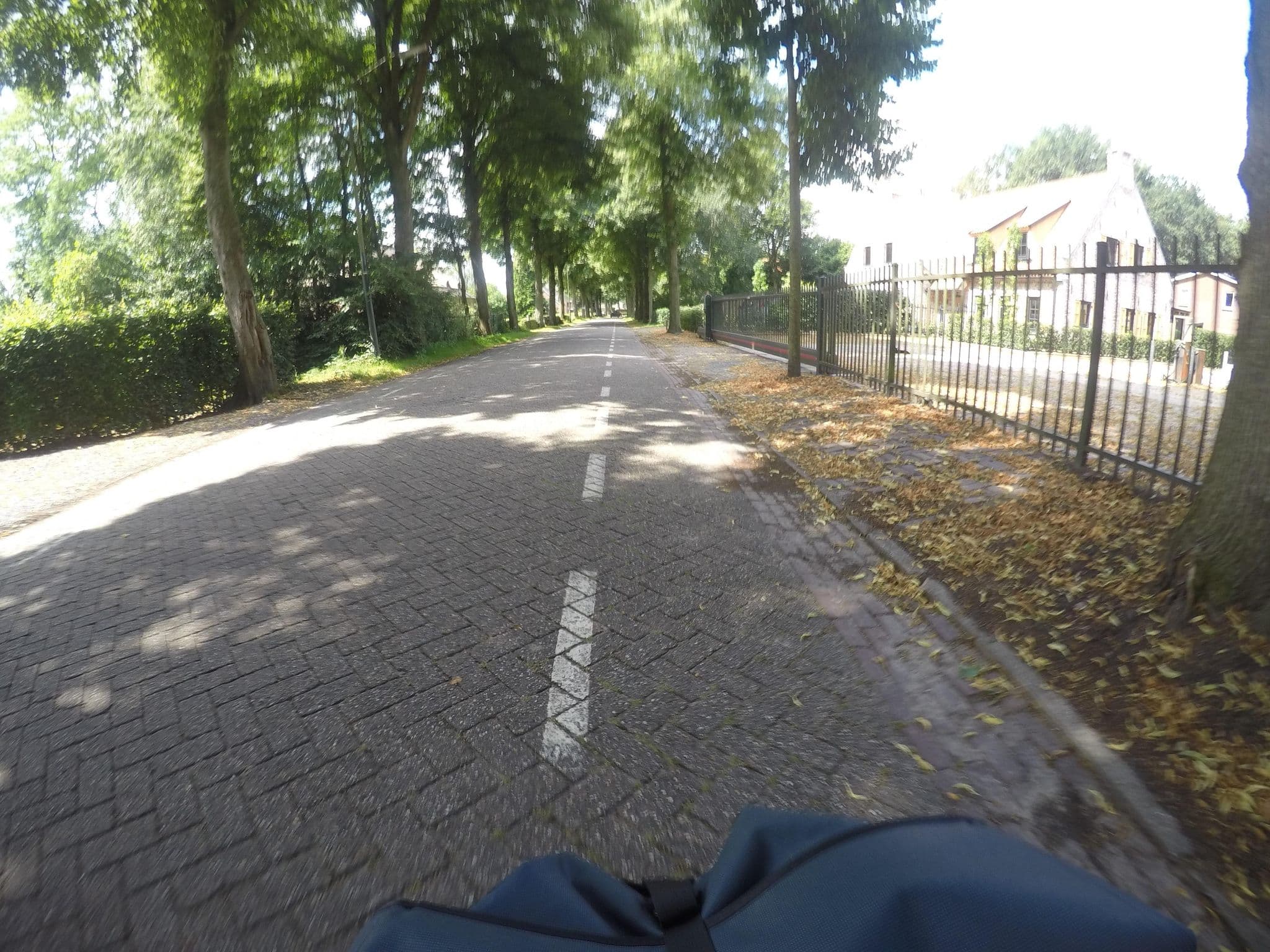 Street view near B&Bkarakter, Den Dungen — © mfa (CC BY-SA · Mapillary)