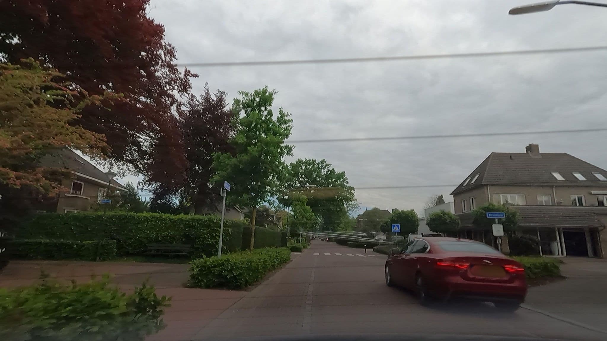 Street view near Bed & Breakfast "Bij Ons Achter", Helvoirt — © thewizard (CC BY-SA · Mapillary)