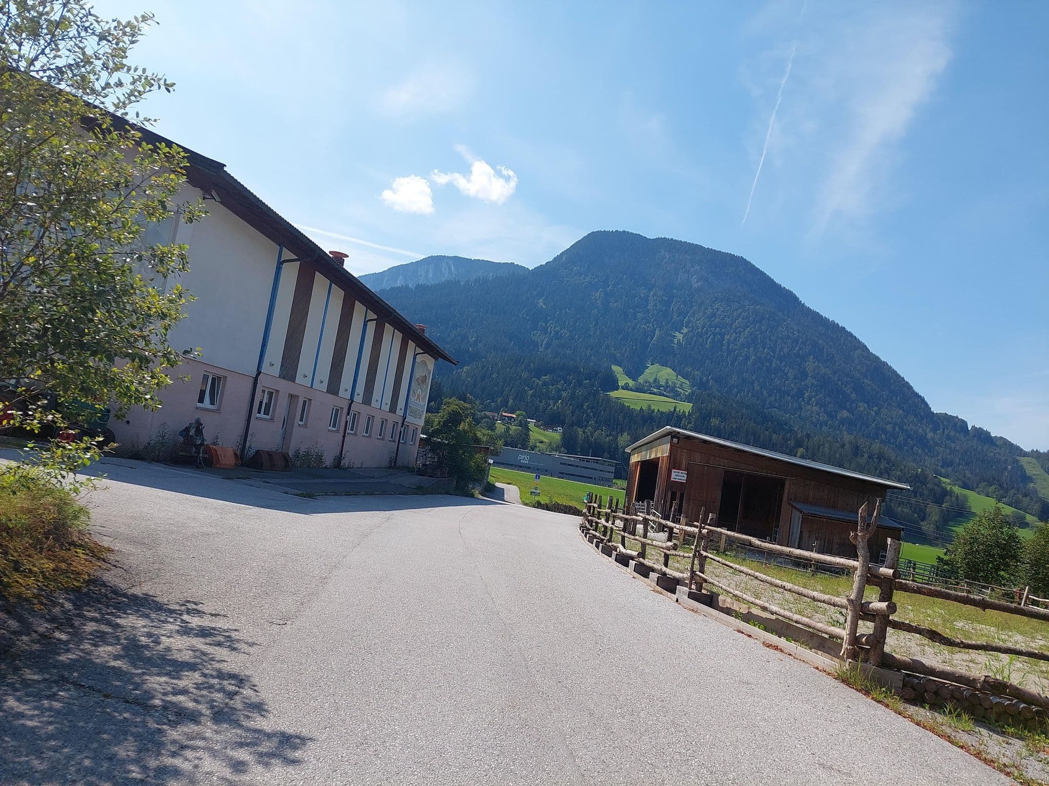 Street view near Appartements Schernhof, Söll — © viavista (CC BY-SA · Mapillary)