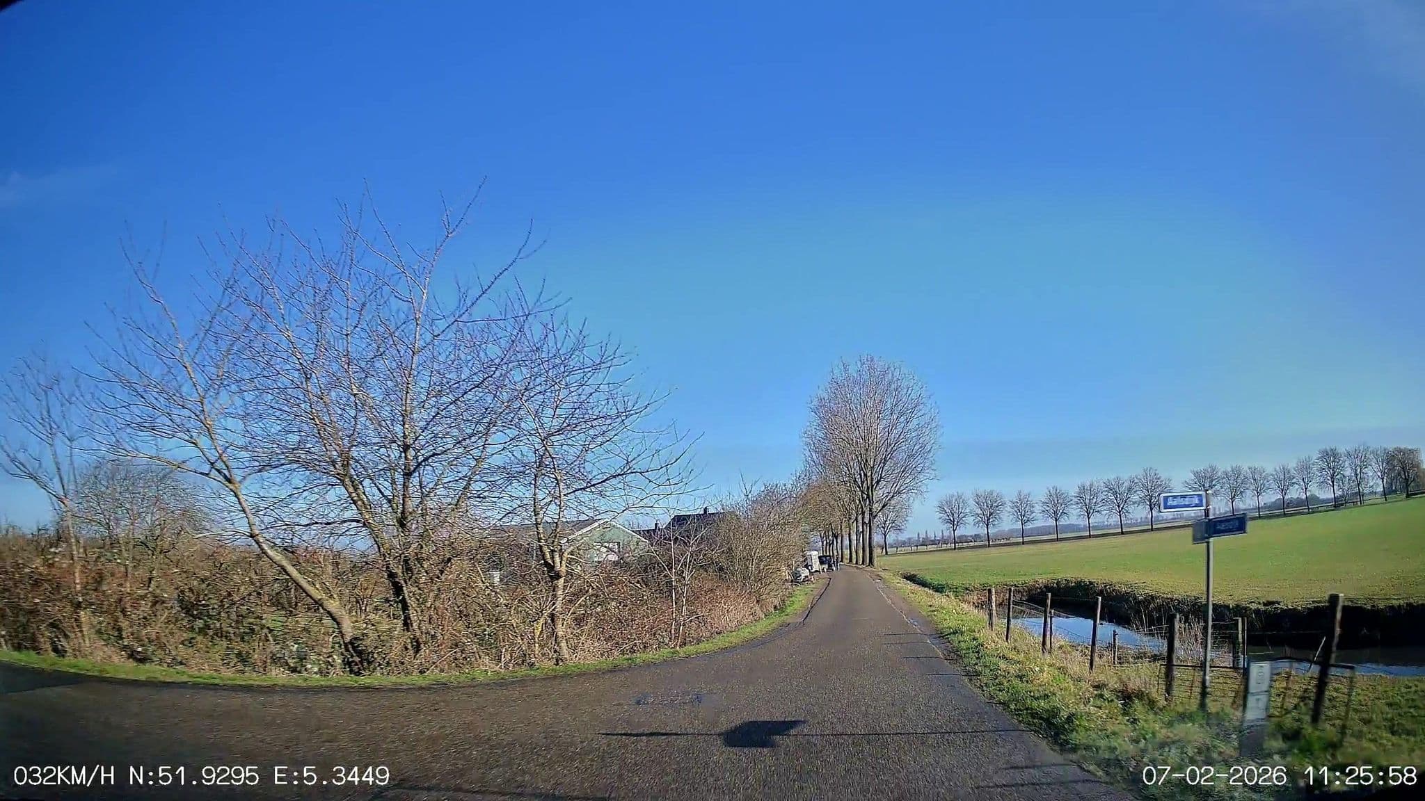 Street view near B&B Aalsdijk, Buren — © thewizard (CC BY-SA · Mapillary)