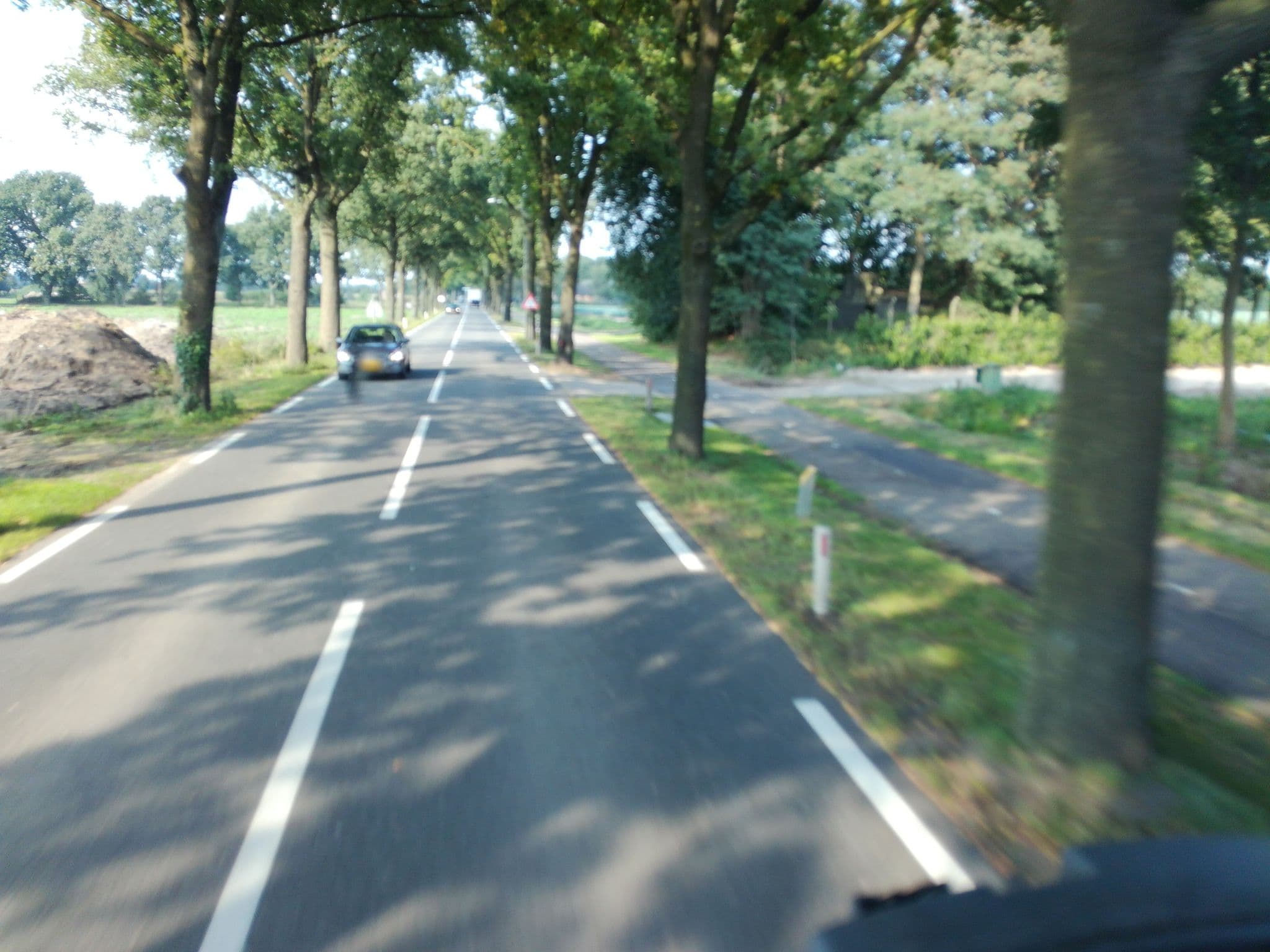 Street view near Bed & breakfast Slapen tussen de kunst, Volkel — © klimakas (CC BY-SA · Mapillary)