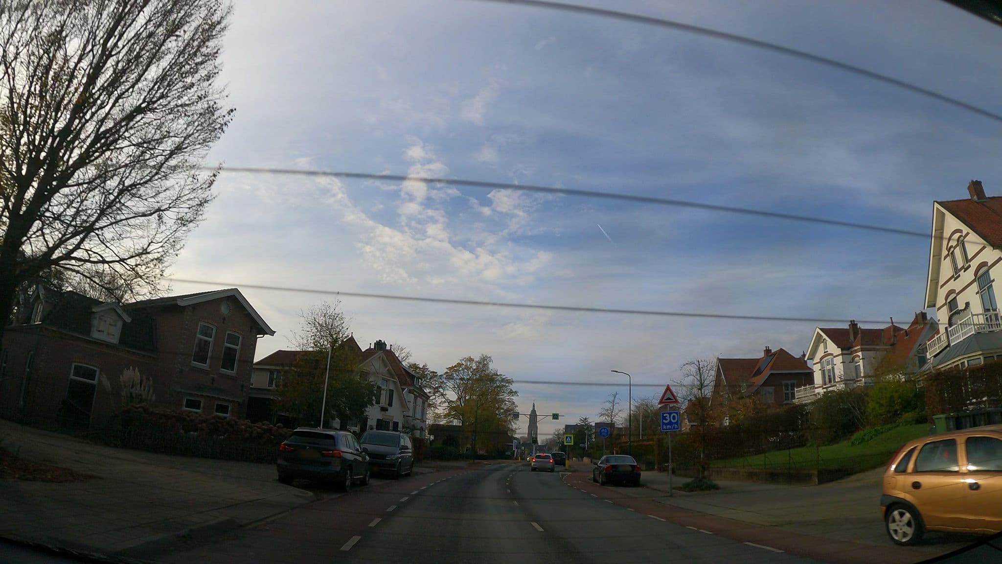 Street view near Wapen Van Rhenen, Rhenen — © thewizard (CC BY-SA · Mapillary)