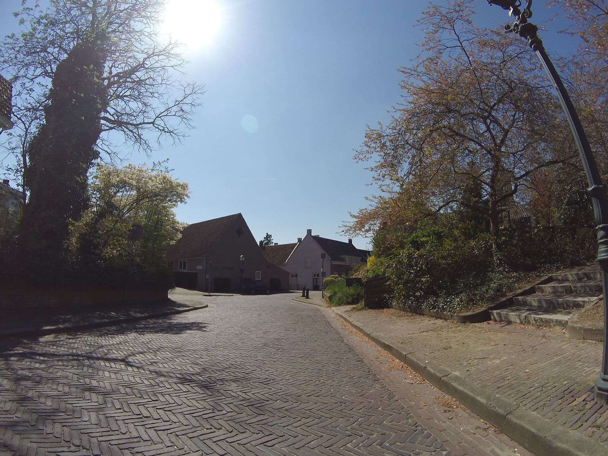 Street view near Bed & breakfast 23, Amerongen — © ligfietser (CC BY-SA · Mapillary)