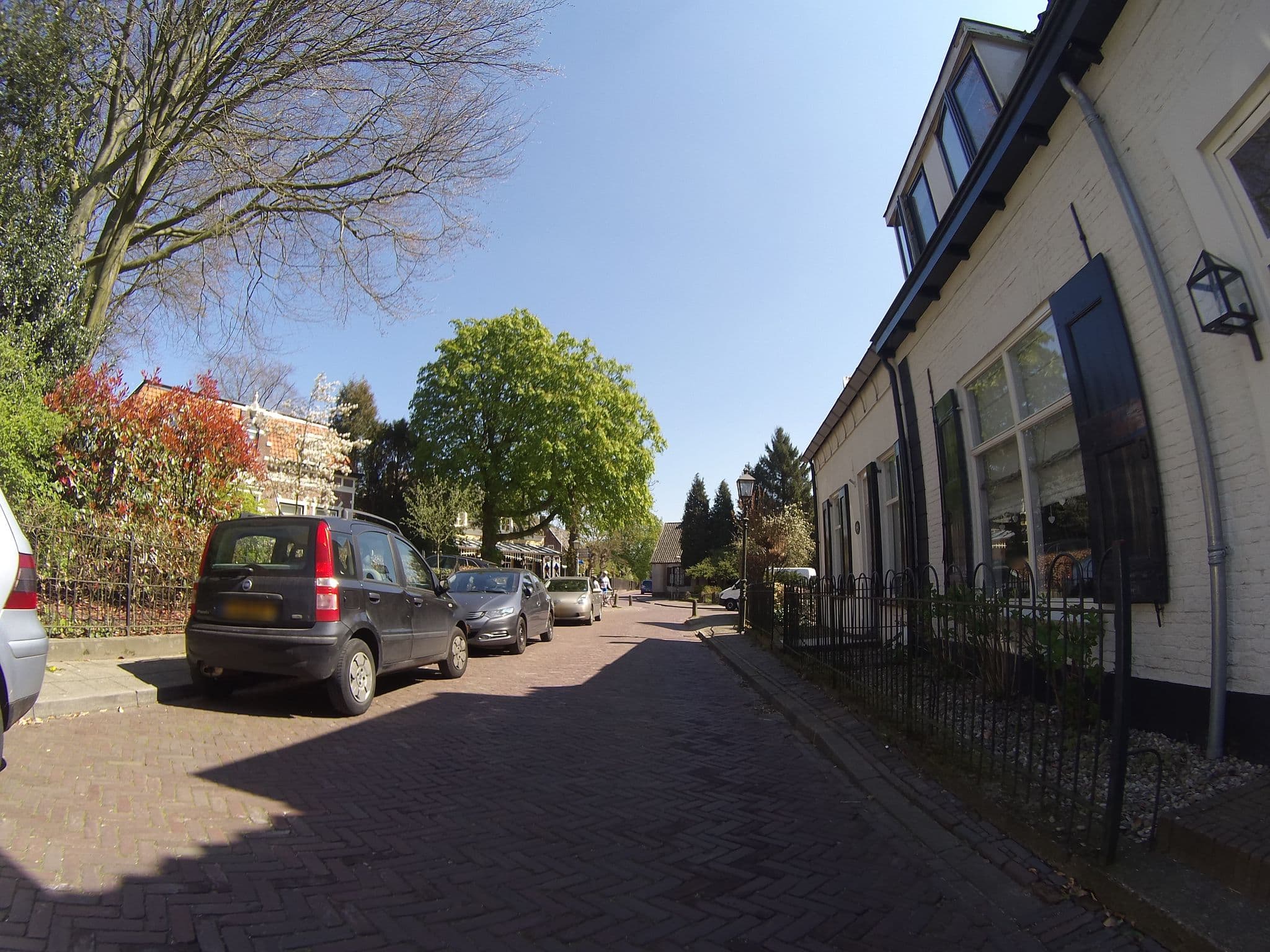 Street view near Designhotel Napoleonschuur, Amerongen — © ligfietser (CC BY-SA · Mapillary)