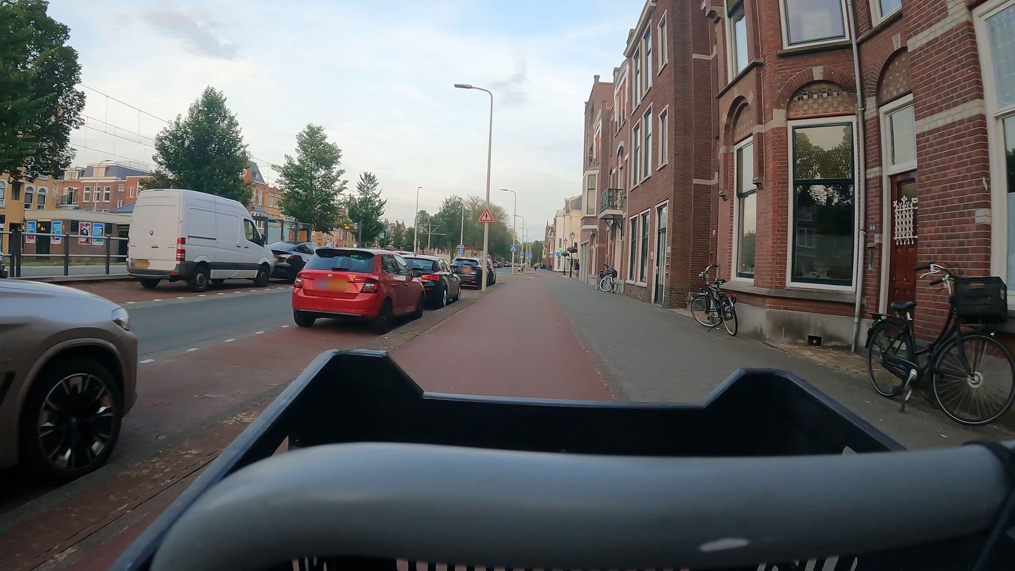 Street view near Bed & Breakfast Sweenie, Statenkwartier — © ofalvai (CC BY-SA · Mapillary)