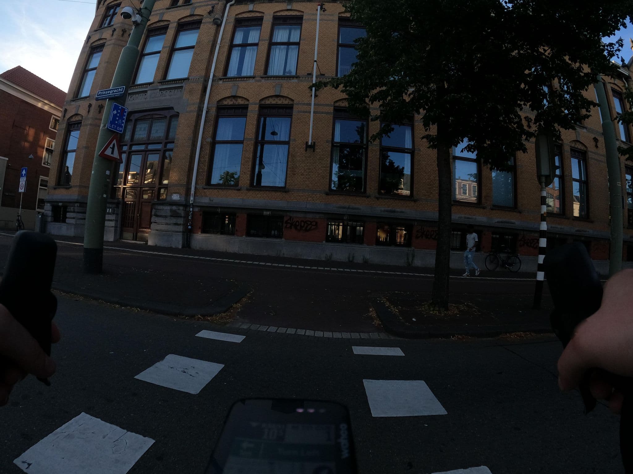 Street view near KingKool, The Hague — © ofalvai (CC BY-SA · Mapillary)