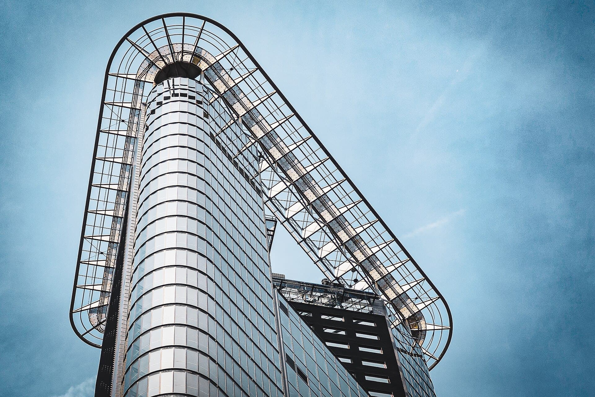 The Penthouse (via Wikimedia Commons, CC BY-SA 2.0)