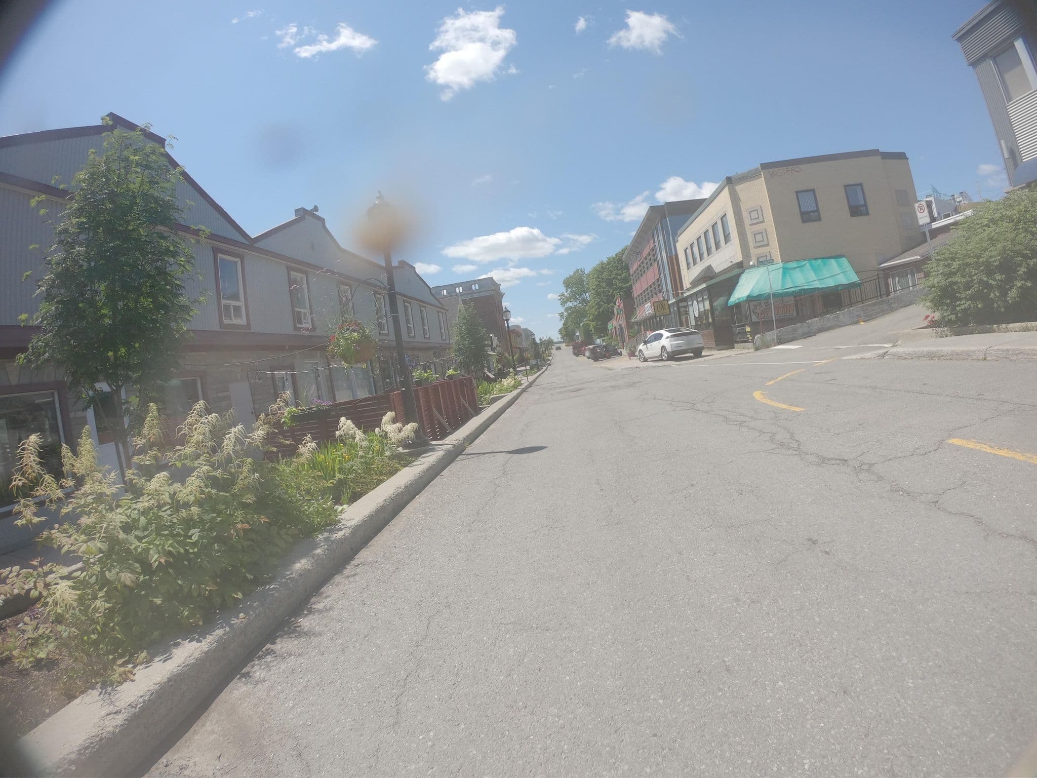 Street view near Auberge Minville, Gaspé — © pfbreton (CC BY-SA · Mapillary)