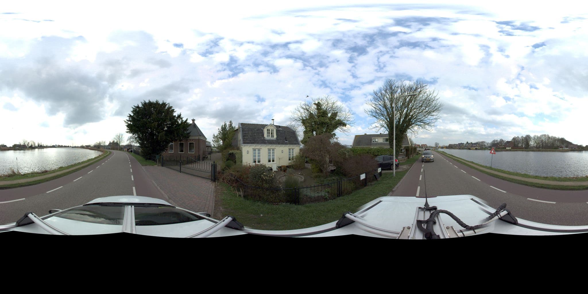 Street view near B&B Logeren aan de Amstel, Uithoorn — © amsterdam (CC BY-SA · Mapillary)