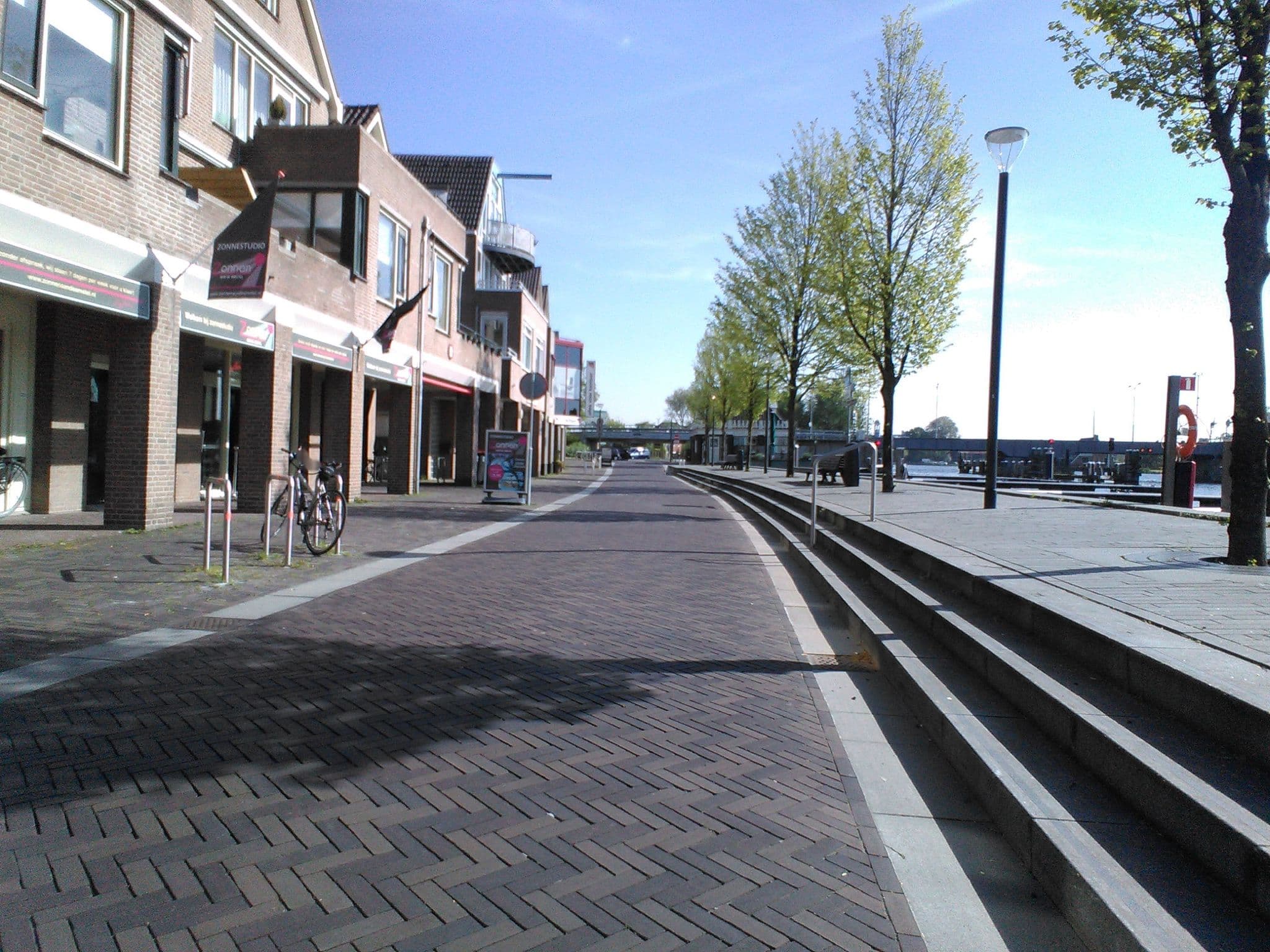 Street view near Hotel Het Rechthuis Aan De Amstel, Uithoorn — © micmin1972 (CC BY-SA · Mapillary)