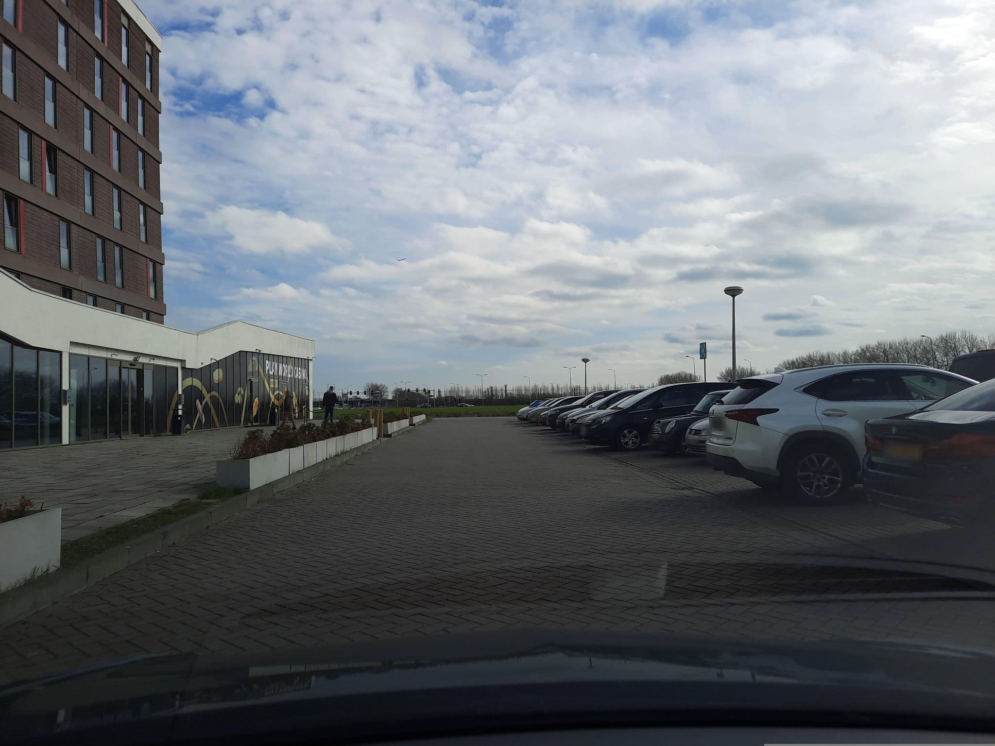 Street view near Hotelux Amsterdam Airport Hotel, Hoofddorp — © Lowiekse (CC BY-SA · Mapillary)