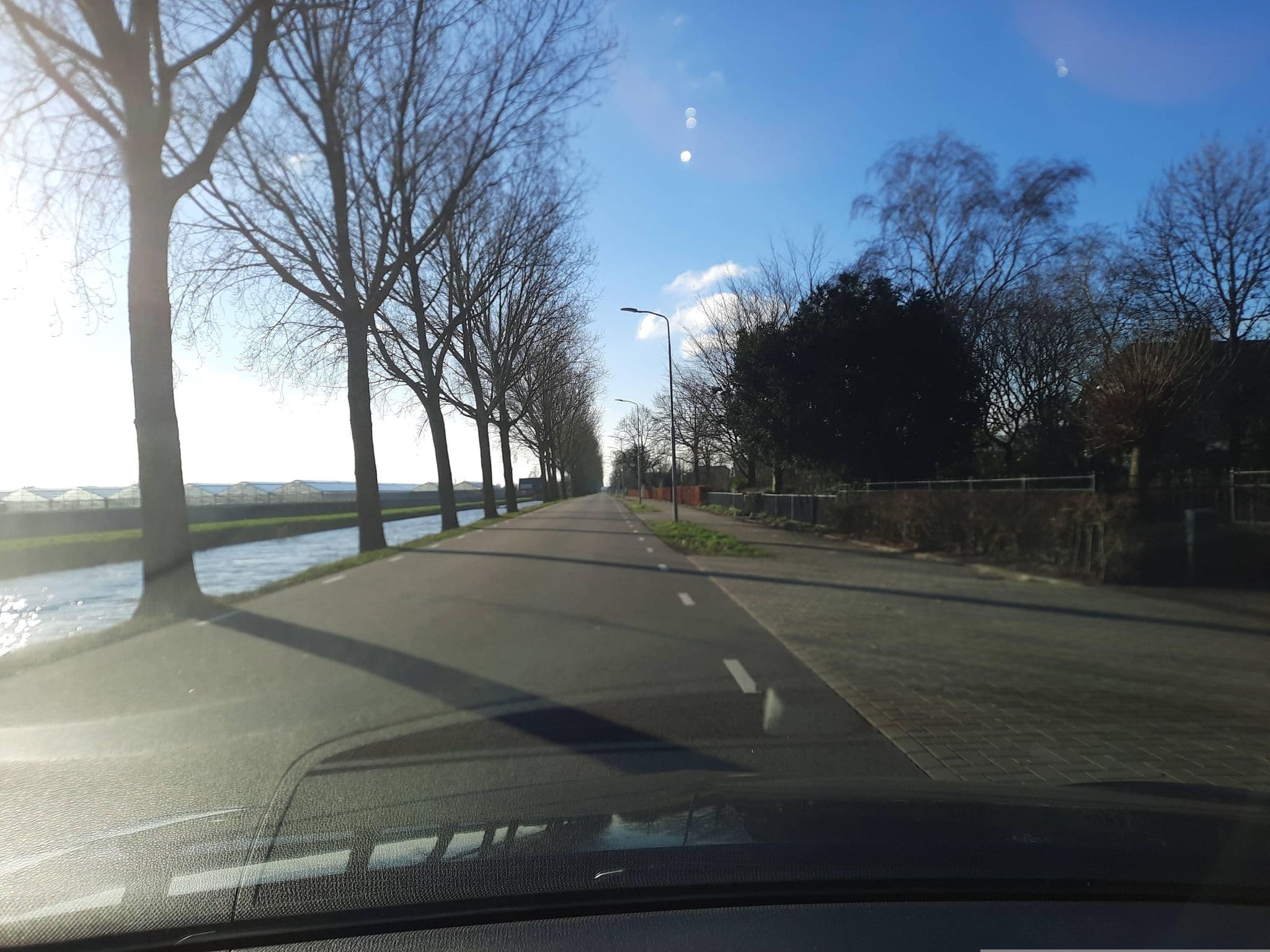 Street view near I AM Hotel, Rijsenhout — © Lowiekse (CC BY-SA · Mapillary)