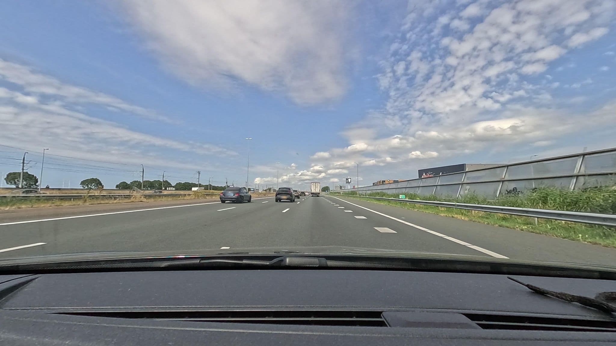 Street view near Zeilcentrum De Wijde Aa, Rijpwetering — © Lowiekse (CC BY-SA · Mapillary)