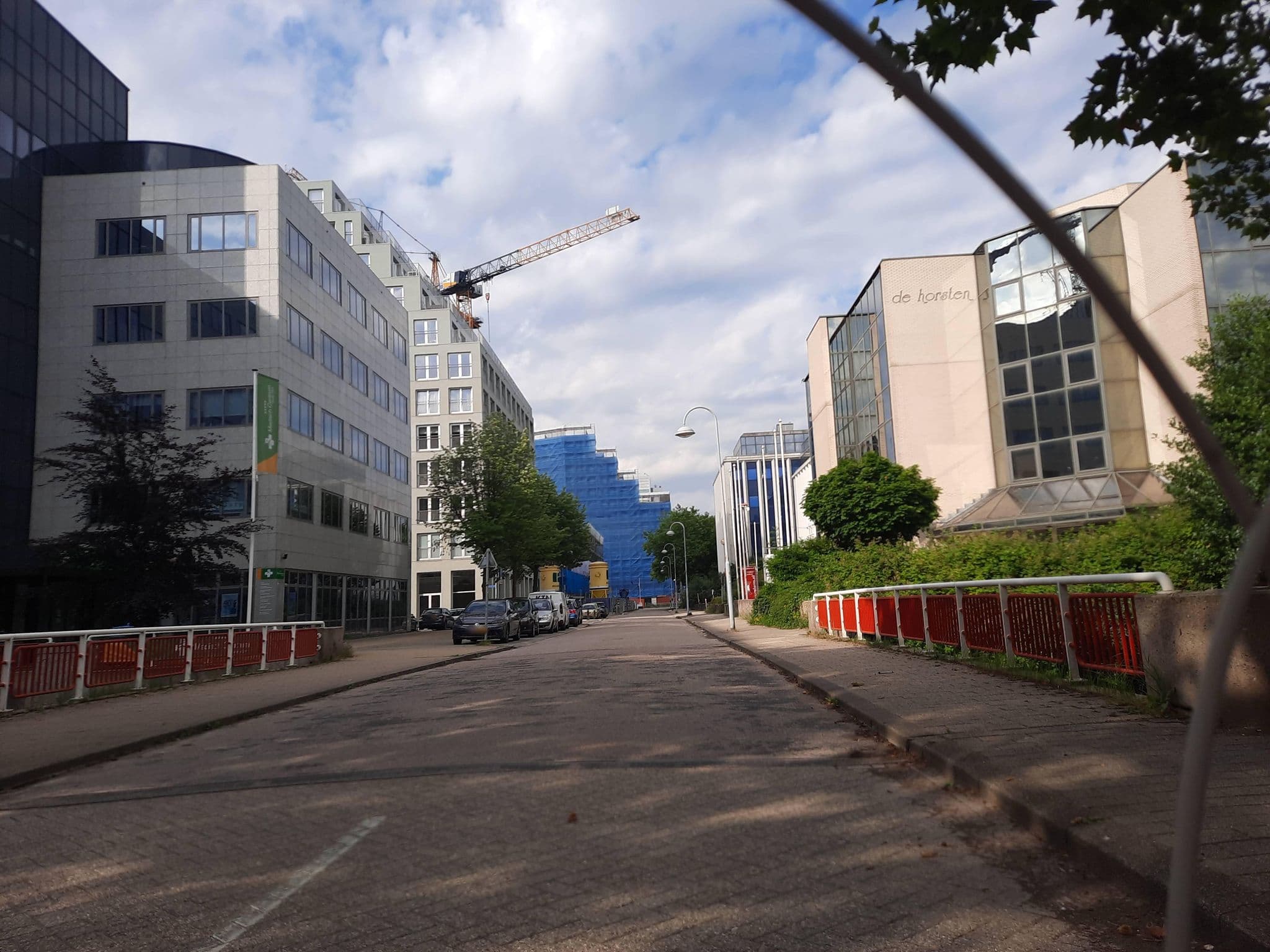 Street view near Holiday Inn Express, Hoofddorp — © Lowiekse (CC BY-SA · Mapillary)