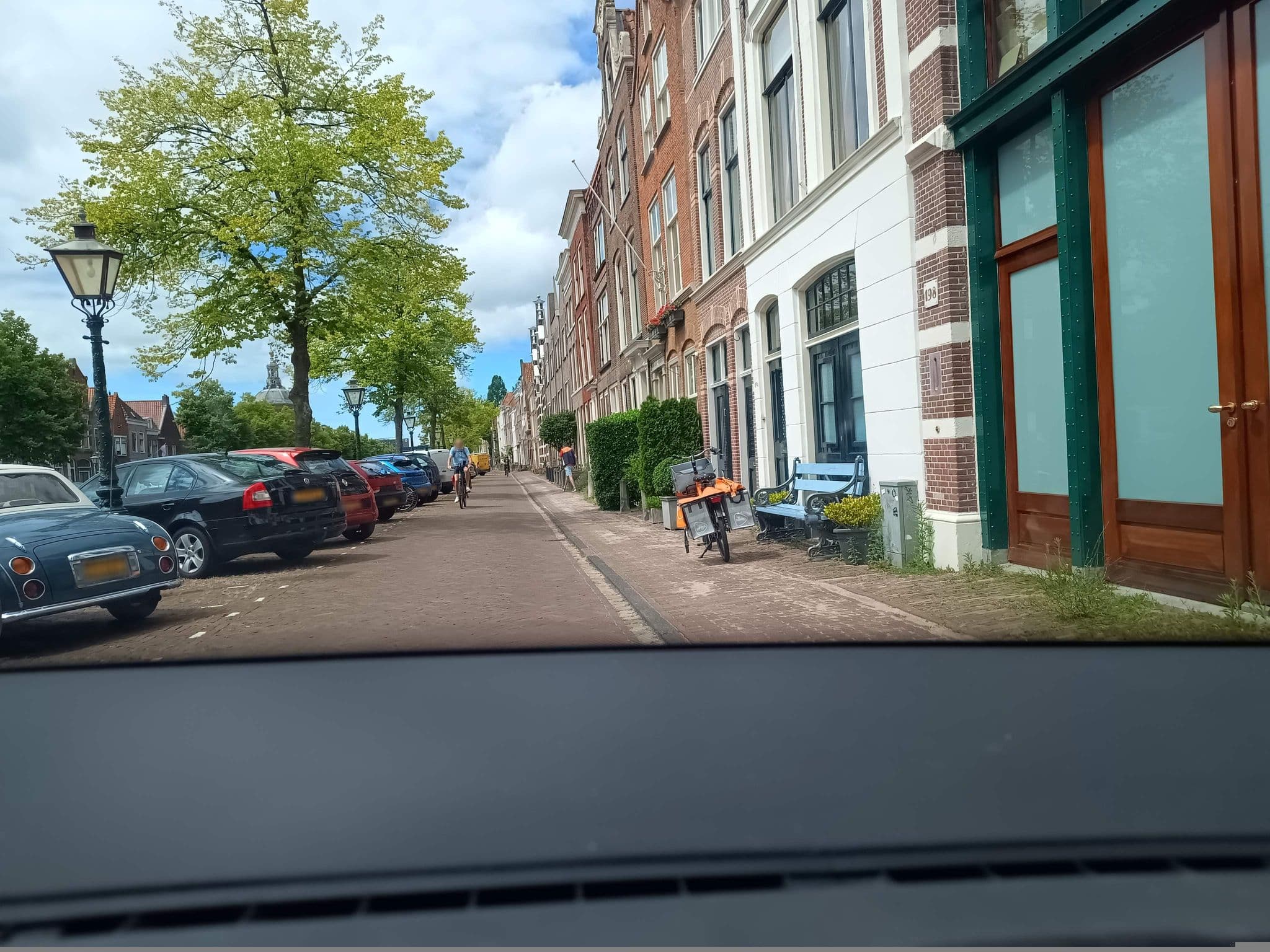 Street view near Boutique Hotels van Leyden B.V., Leiden — © zuse (CC BY-SA · Mapillary)
