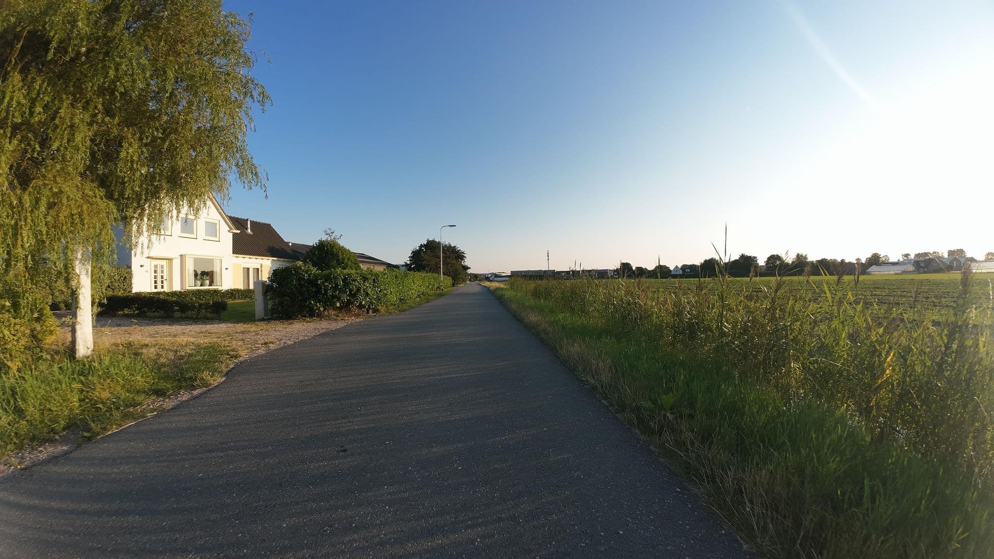 Street view near S. Oostdam-Gruber Bed & Breakfast, Hillegom — © teddy73 (CC BY-SA · Mapillary)