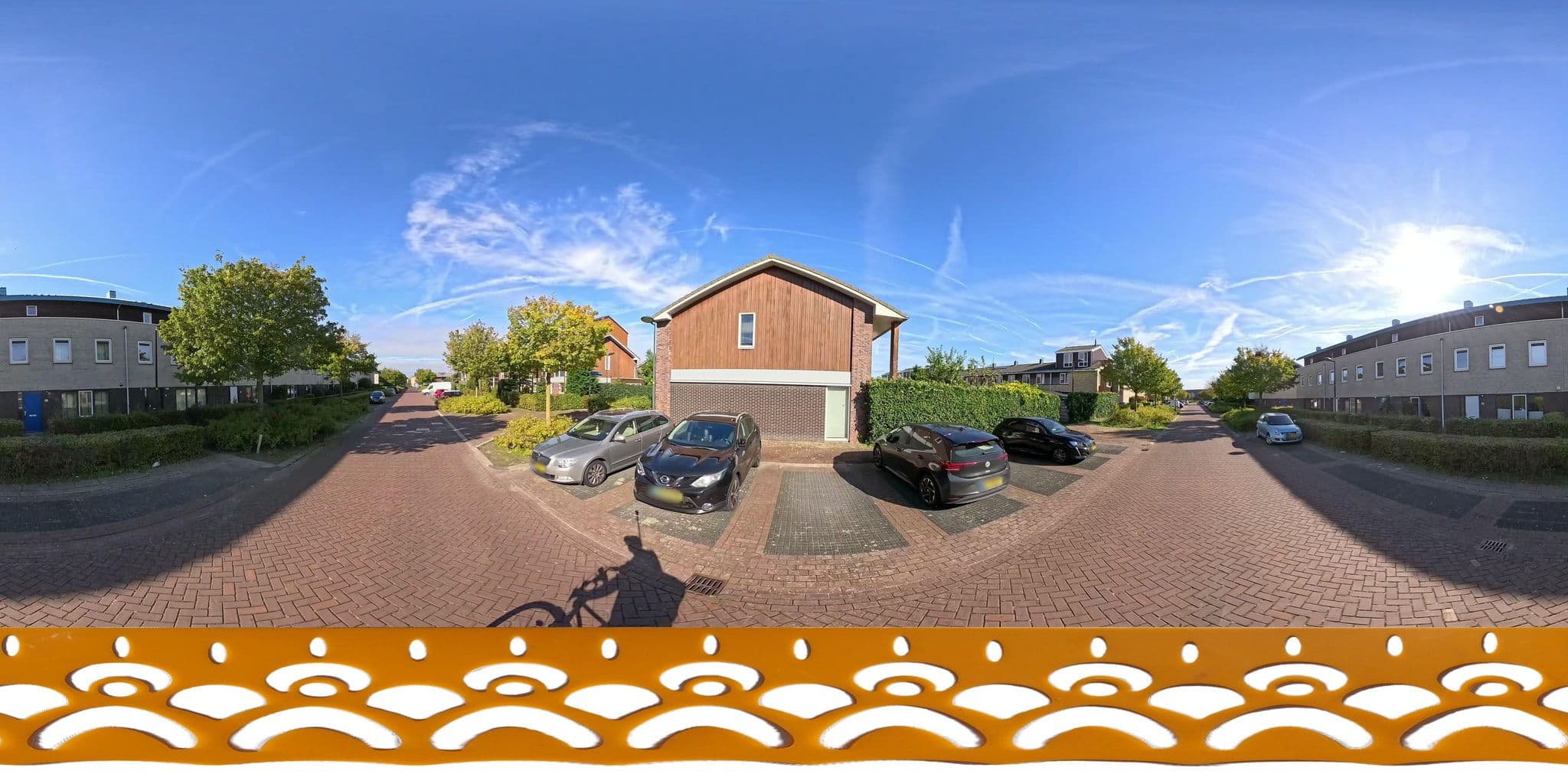 Street view near Supply GR Hotel, Zwaanshoek — © Lowiekse (CC BY-SA · Mapillary)