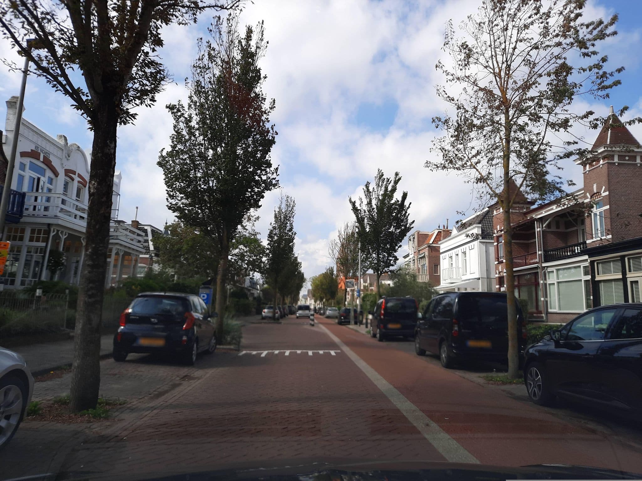 Street view near Summerhouse Zandvoort, Zandvoort — © Lowiekse (CC BY-SA · Mapillary)