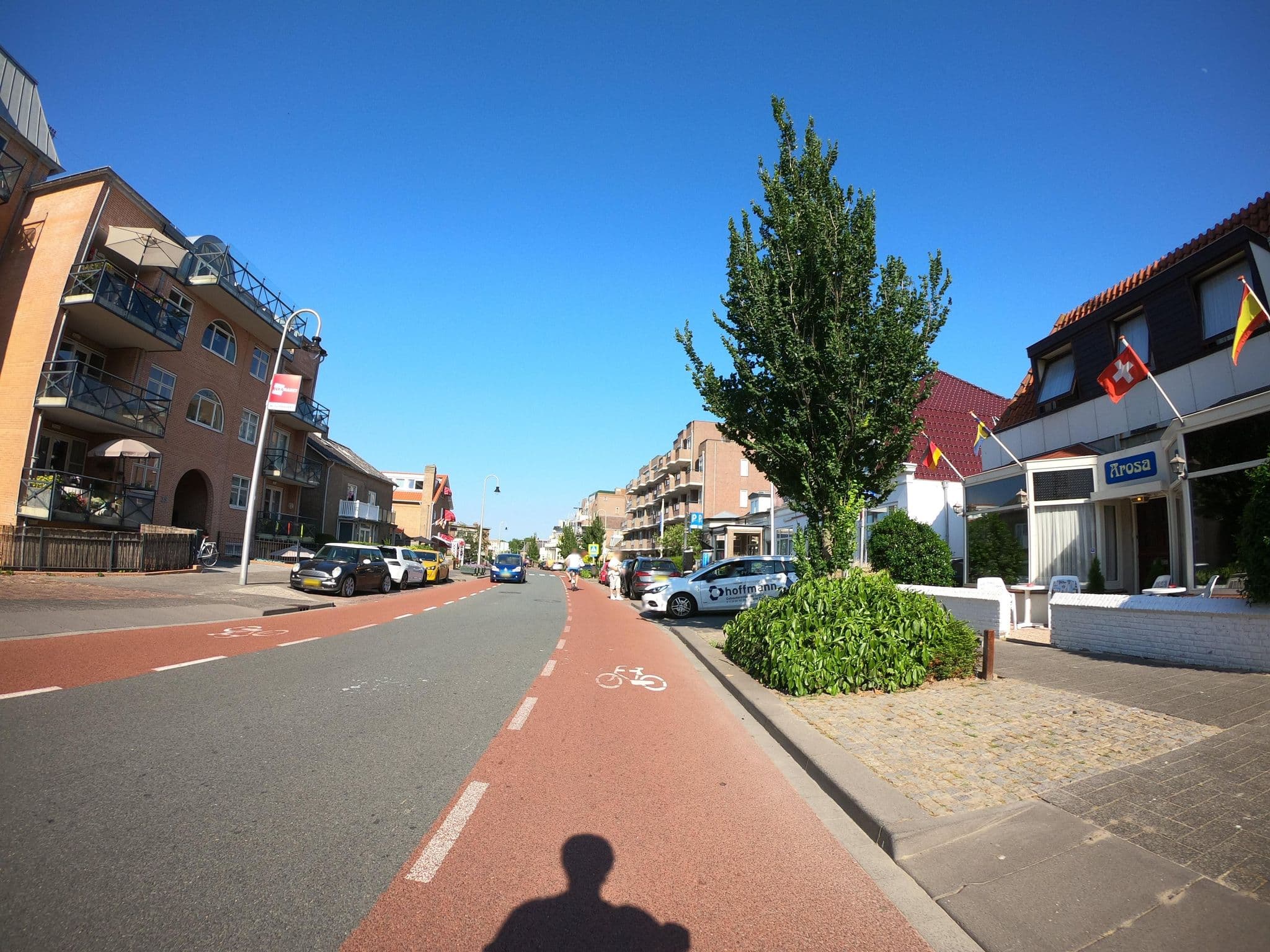 Street view near Hotel Hogeweg 50, Zandvoort — © richlv (CC BY-SA · Mapillary)