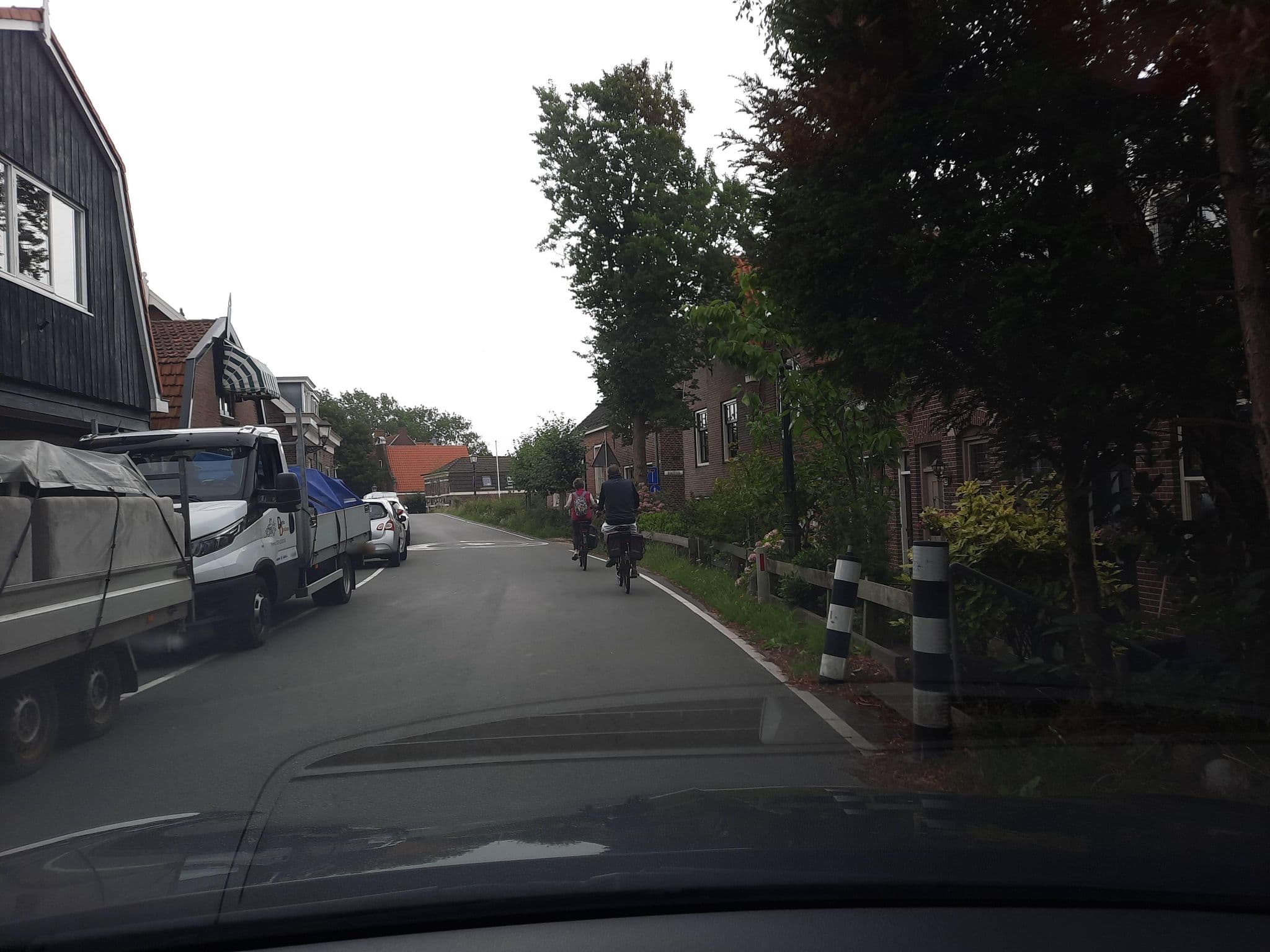 Street view near Bed & Breakfast De Telescoop, Spaarndam — © Lowiekse (CC BY-SA · Mapillary)