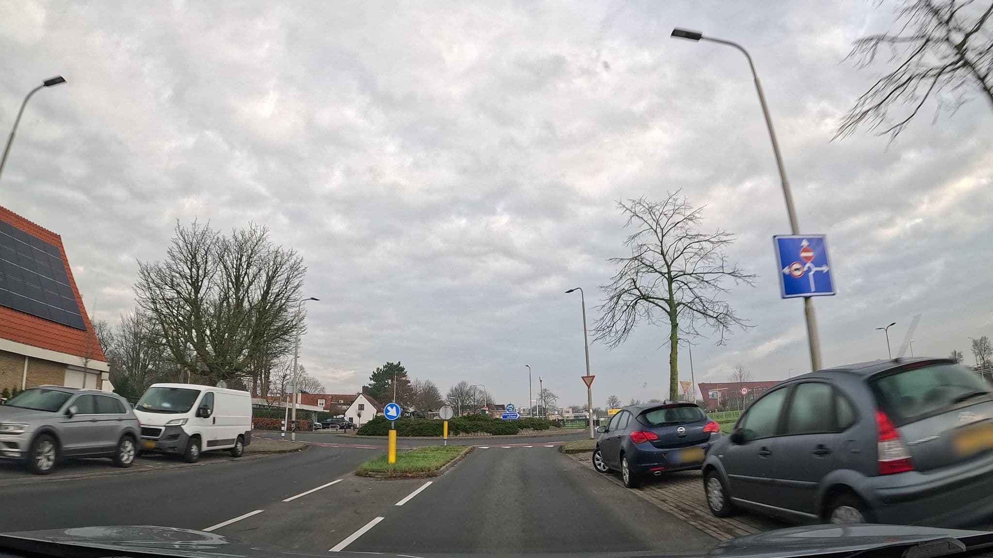 Street view near Weyman, Velserbroek — © thewizard (CC BY-SA · Mapillary)