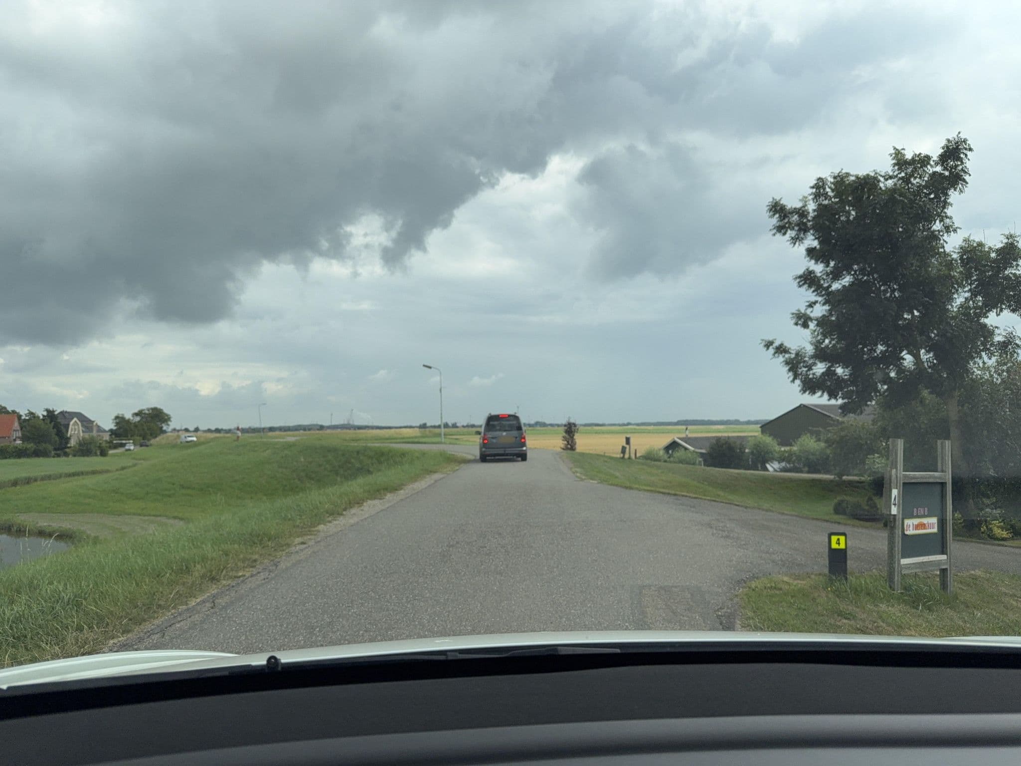 Street view near AirBnB De Boerenskuur, Assendelft — © ottor (CC BY-SA · Mapillary)