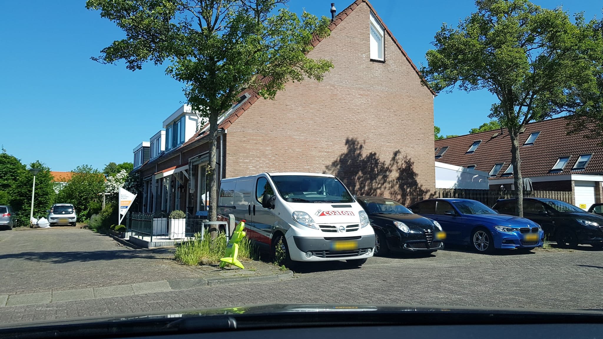 Street view near Hotel Het Gouden Boltje, Assendelft — © Lowiekse (CC BY-SA · Mapillary)
