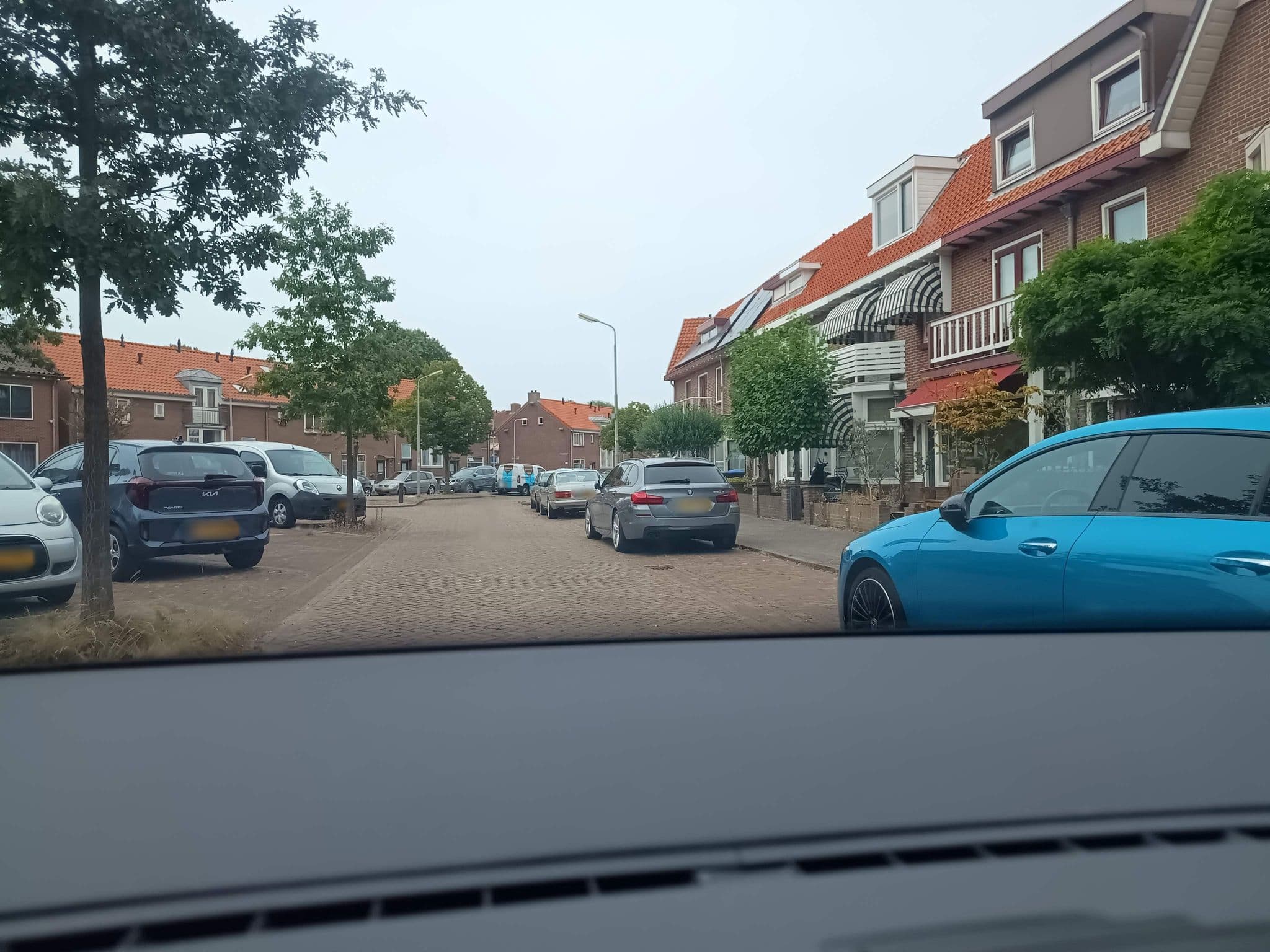 Street view near Snack- en Cateringbedrijf Joost Broekman VOF, IJmuiden — © zuse (CC BY-SA · Mapillary)