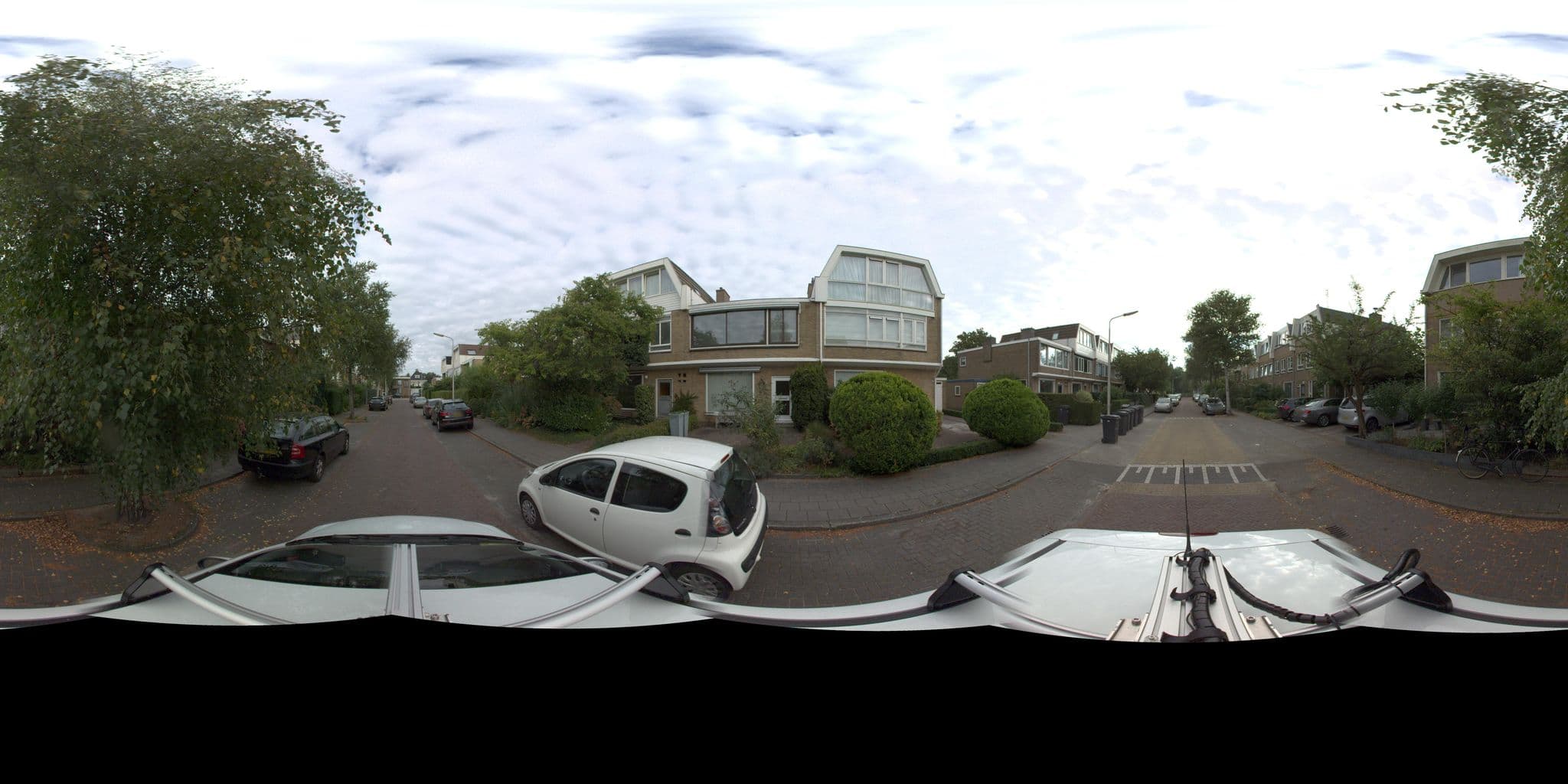 Street view near Artists Paradise, Amstelveen — © amsterdam (CC BY-SA · Mapillary)