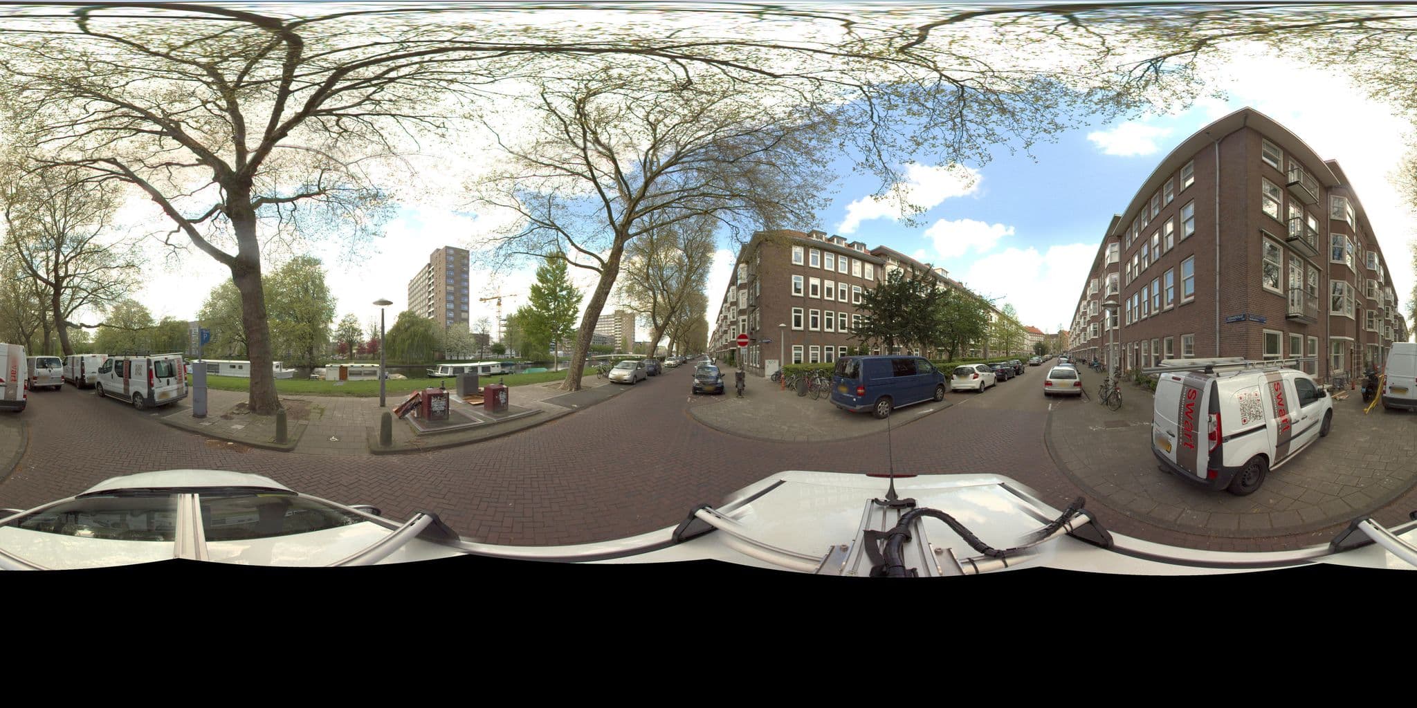Street view near Dutch Canal Boat, Amsterdam — © amsterdam (CC BY-SA · Mapillary)